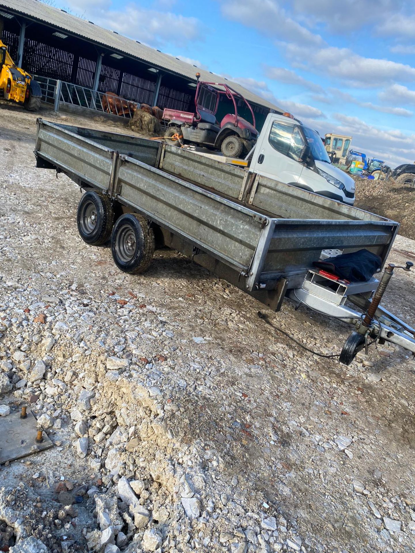 12FT BRAKED TRAILER WITH SIDES, LED LIGHTS ALL WORKING, RECENT NEW FLOOR, 12V WINCH INCLUDED *NO VAT