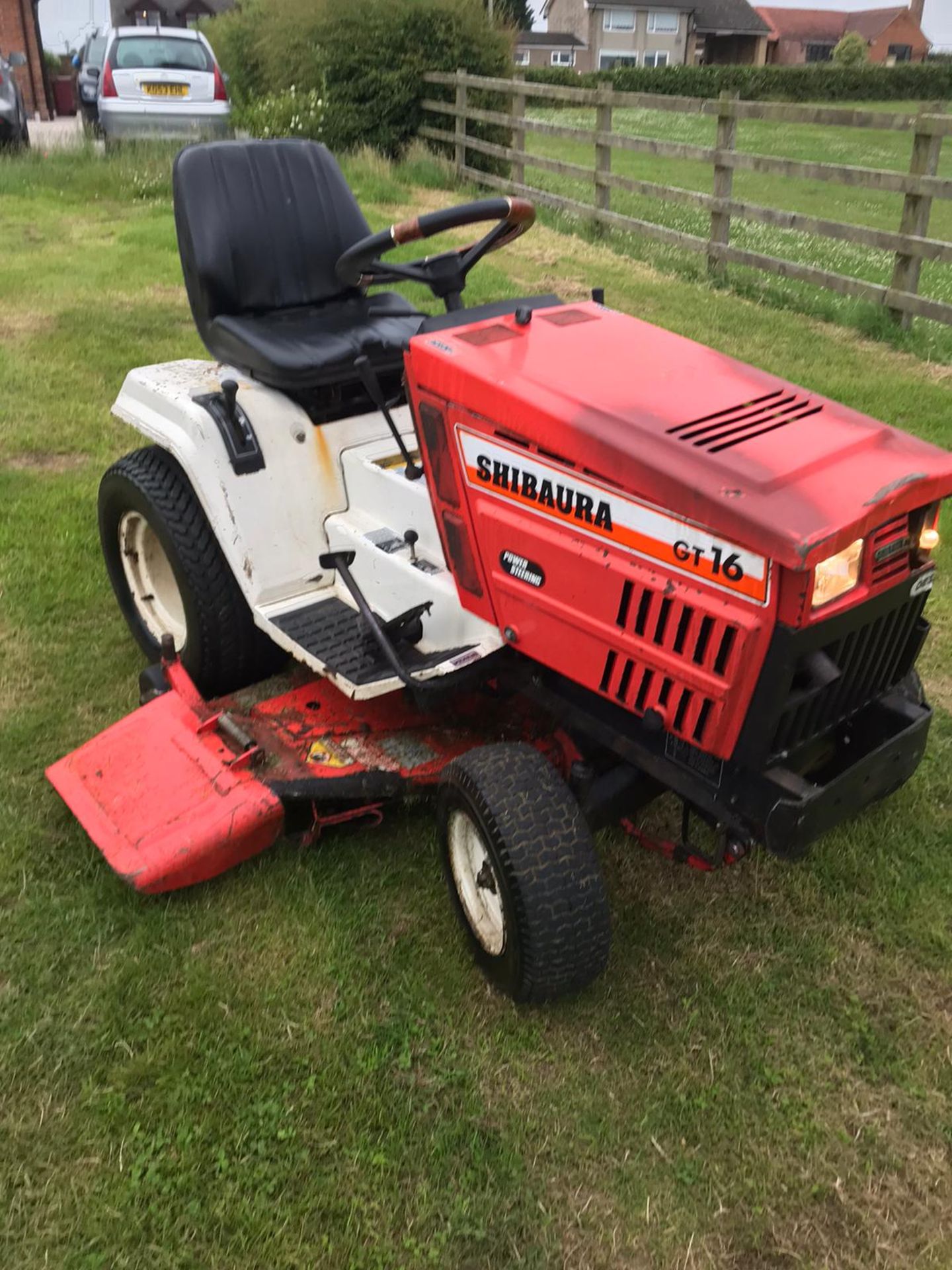 SHIBAURA GT16 RIDE ON LAWN MOWER, RUNS, DRIVES AND CUTS, HYDROSTATIC DRIVE, DIESEL ENGINE *NO VAT*