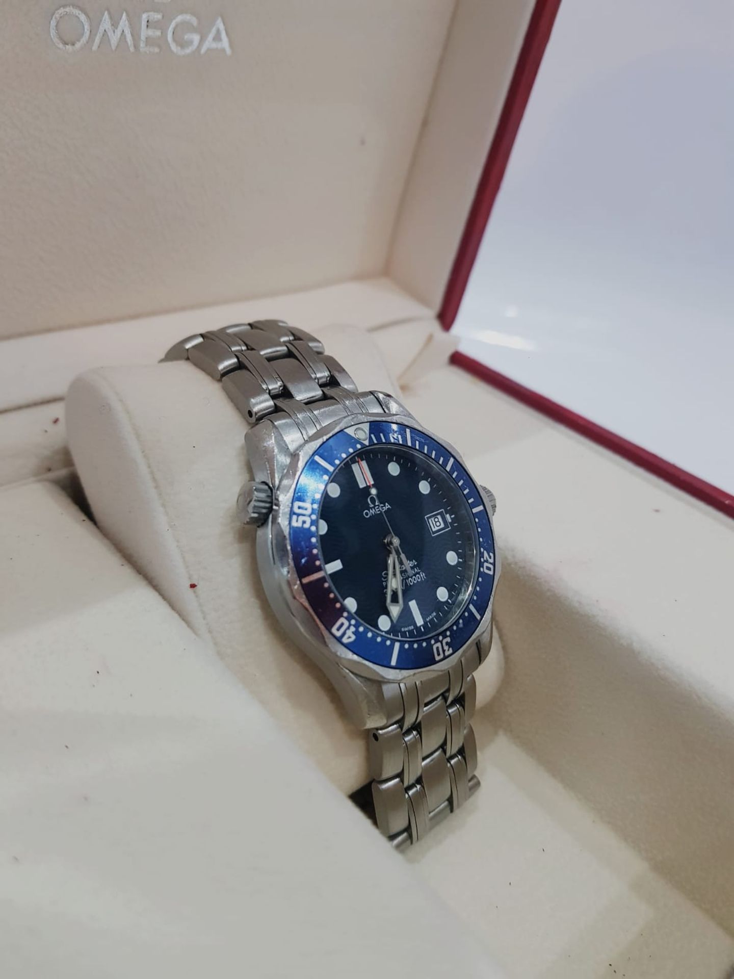 Omega Seamaster Professional 300m Mid Size James Bond Blue Wave Dial Mens Watch - Image 5 of 13