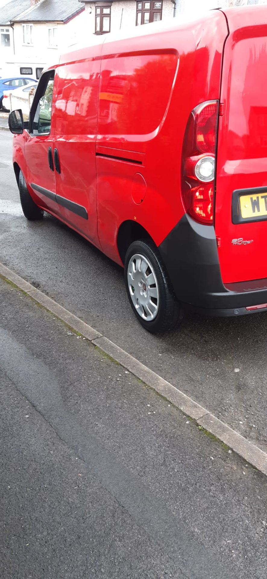 2014/14 REG FIAT DOBLO 16V MULTIJET 1.25 DIESEL RED PANEL VAN, SHOWING 0 FORMER KEEPERS *PLUS VAT* - Image 4 of 14