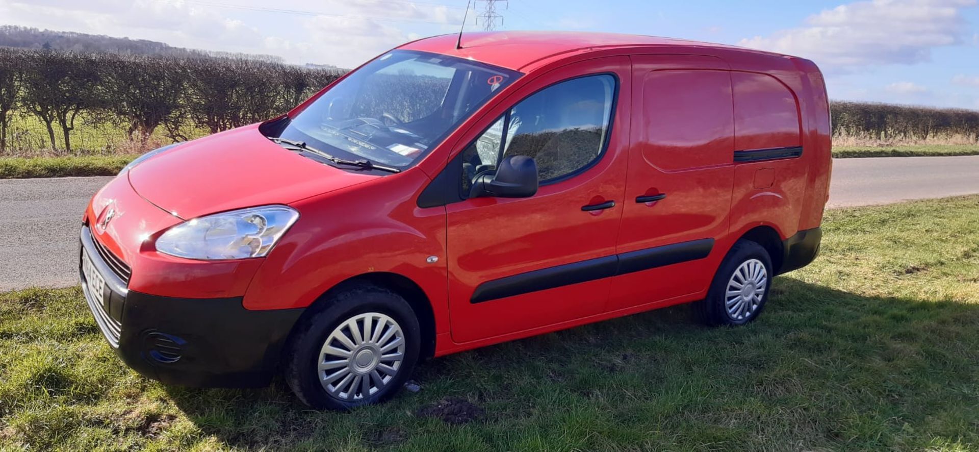 2015/64 REG PEUGEOT PARTNER 750 S L2 HDI 1.6 DIESEL PANEL VAN, SHOWING 0 FORMER KEEPERS *PLUS VAT* - Image 3 of 16