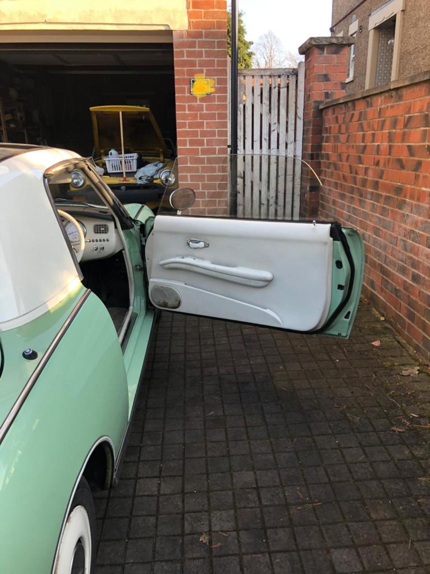 MC - NISSAN FIGARO  CONVERTIBLE- RETRO JAPANESE SPORTS CAR 88K Miles 12m MOT and just serviced - Image 19 of 30