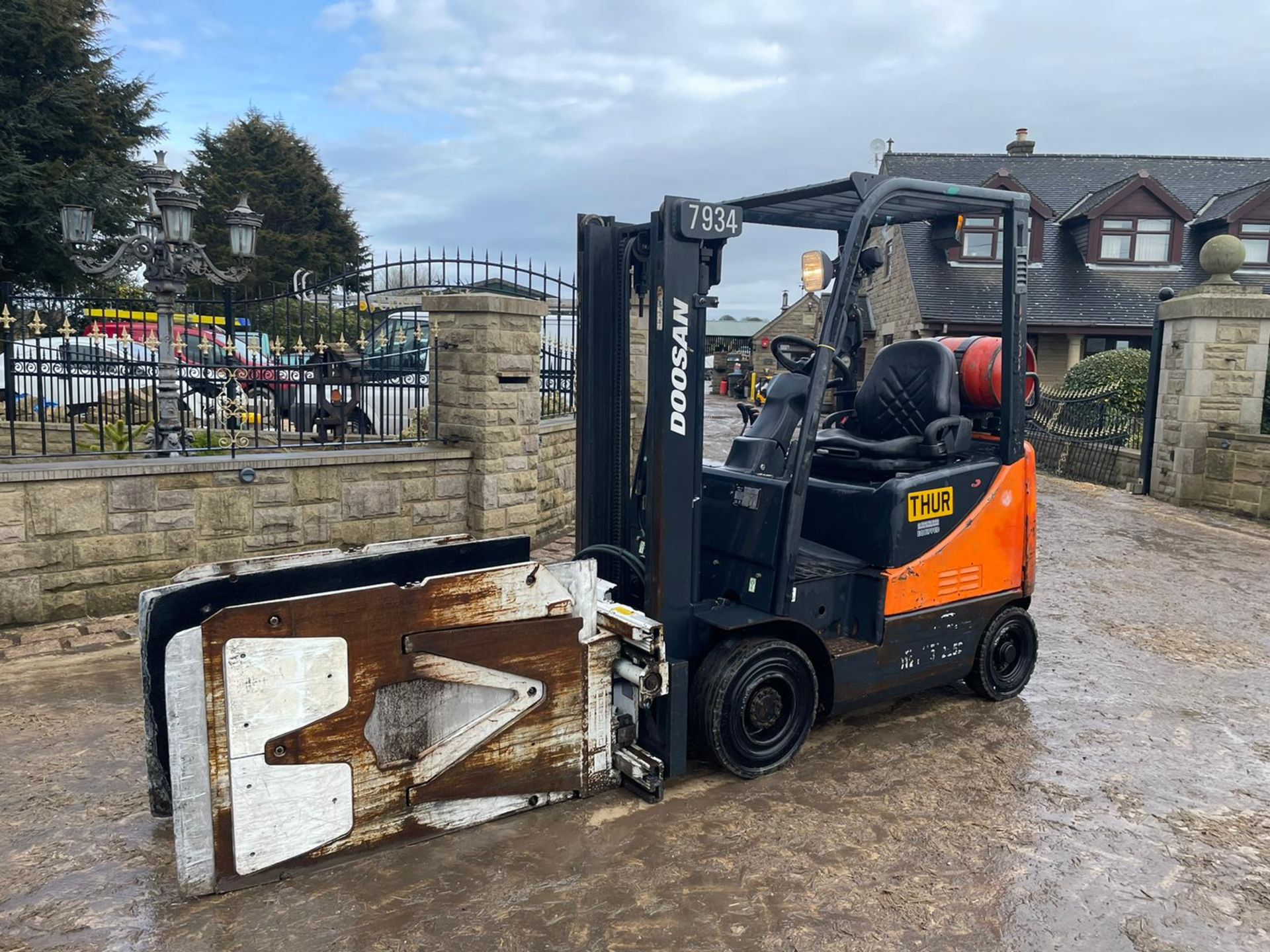 2009 DOOSAN G18S-5 FORKLIFT, RUNS, DRIVES AND WORKS, IN USED BUT GOOD CONDITION *PLUS VAT* - Image 6 of 7