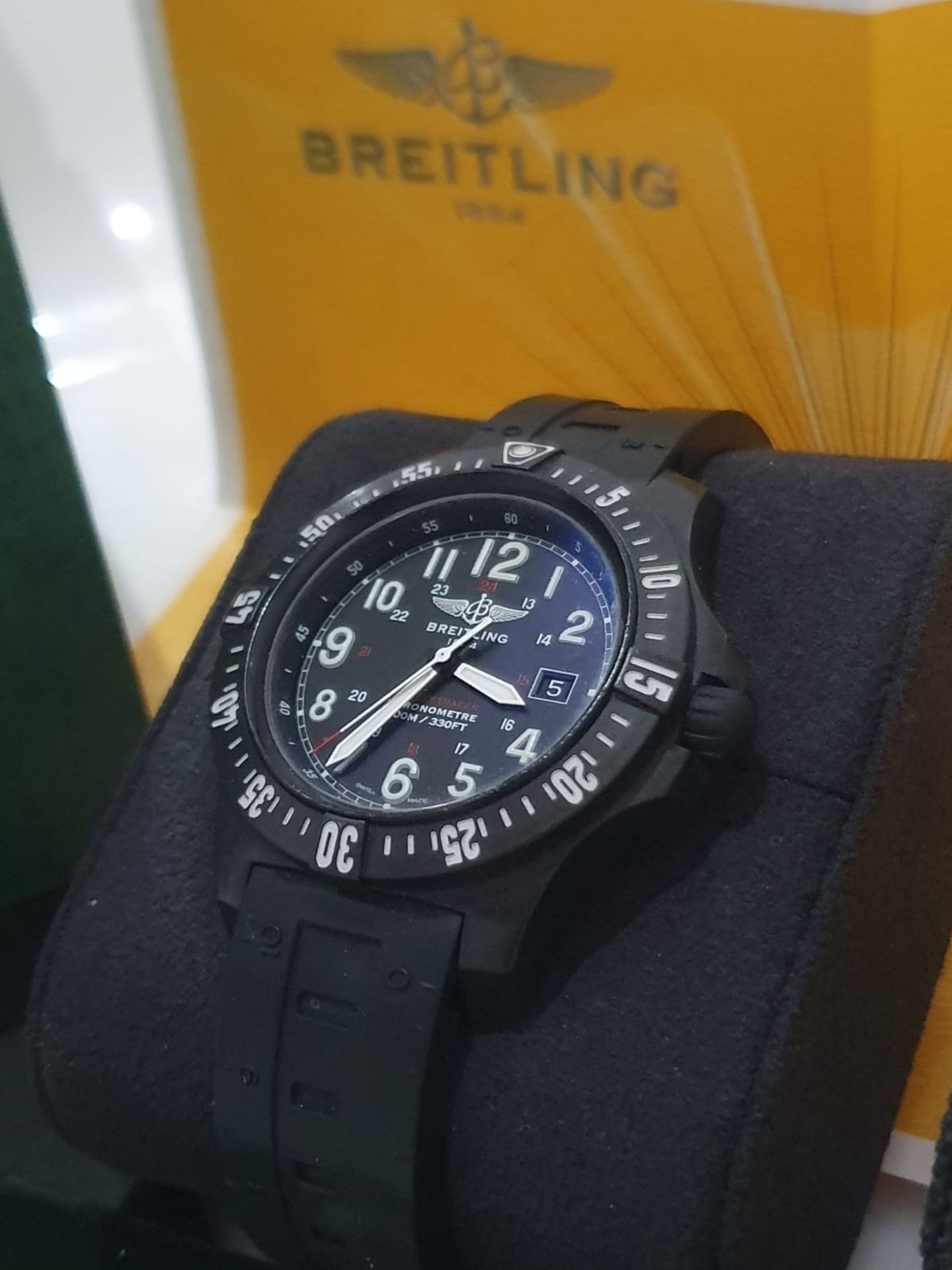 BREITLING SKYRACER 45MM MENS WATCH BOX & PAPERS NO VAT - Image 5 of 9