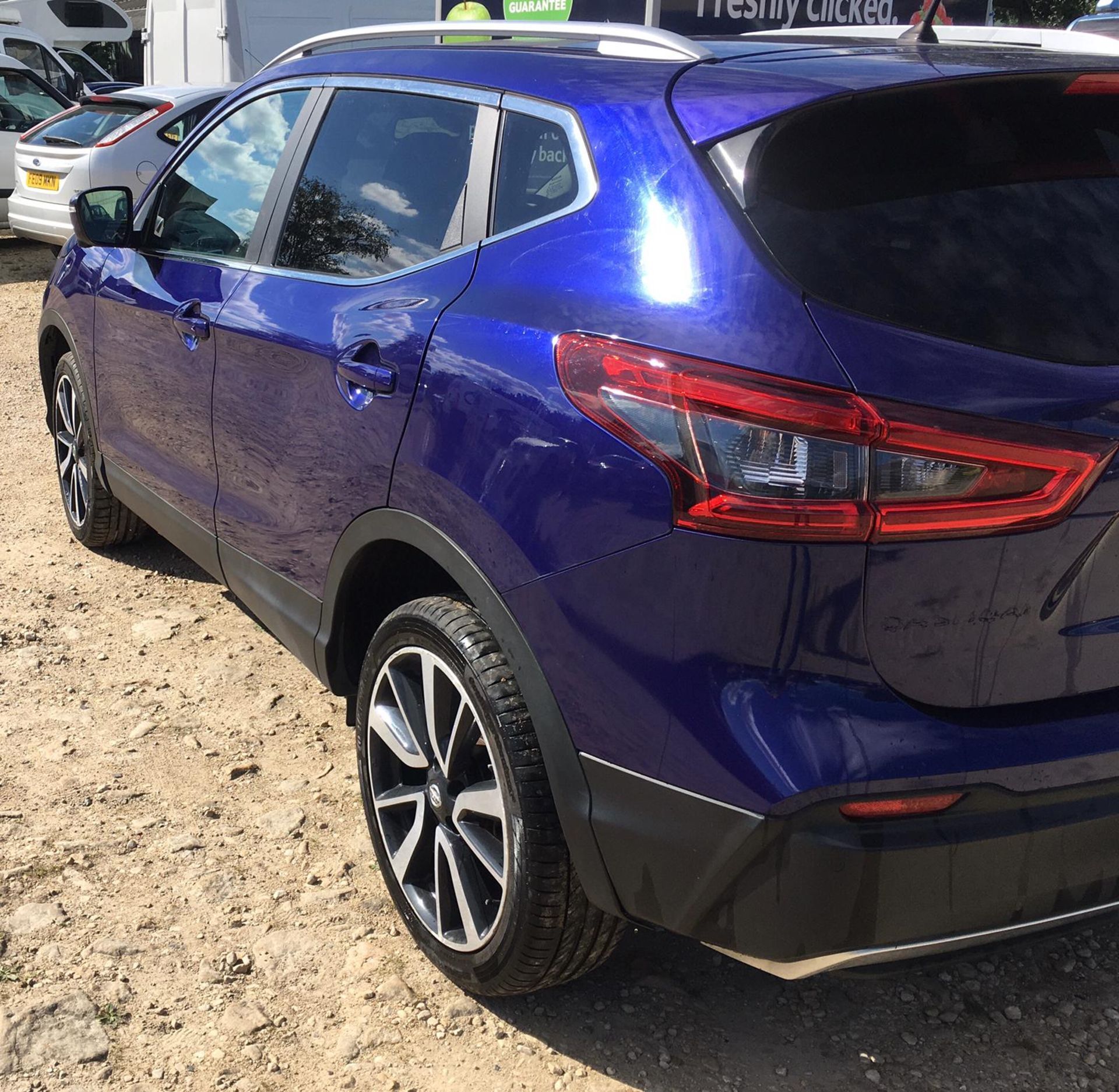 2017/17 REG NISSAN QASHQAI TEKNA DIG-T 1.6 PETROL BLUE 5 DOOR HATCHBACK *NO VAT* - Image 5 of 14