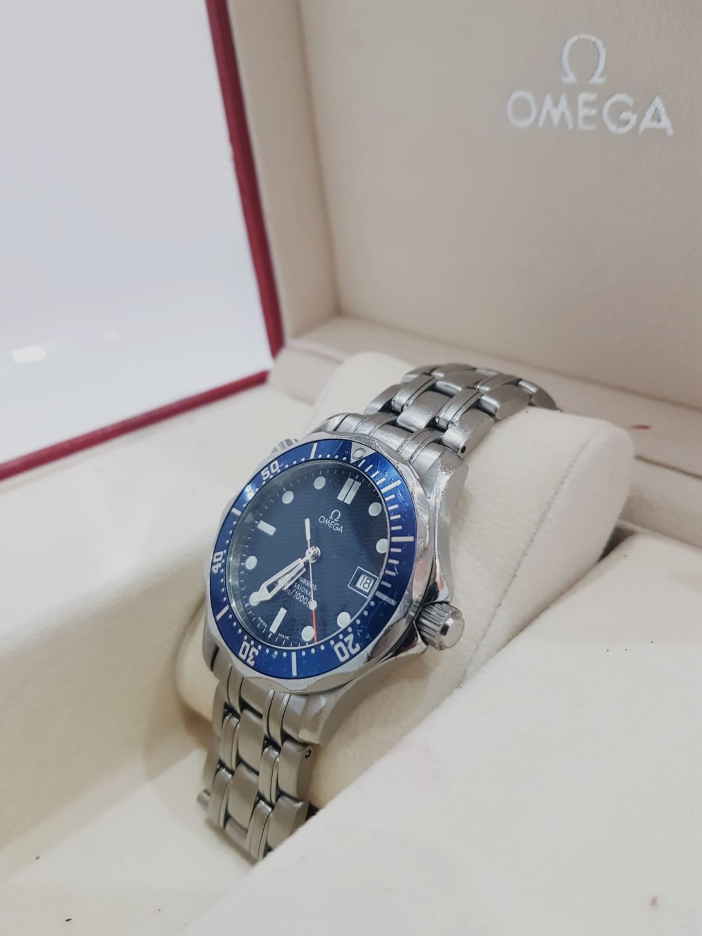 Omega Seamaster Professional 300m Mid Size James Bond Blue Wave Dial Mens Watch - Image 4 of 13