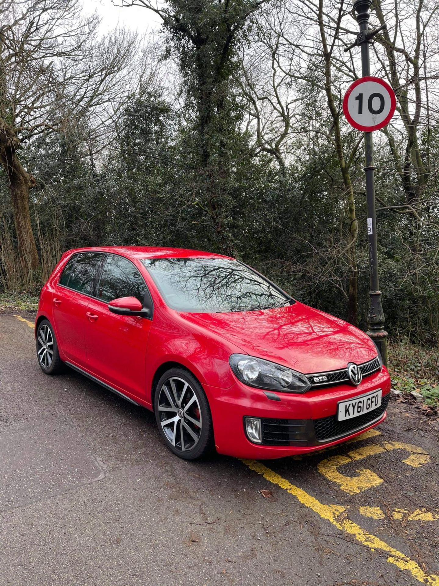 2011/61 REG VOLKSWAGEN GOLF GTD 2.0 DIESEL RED 5 DOOR HATCHBACK, SHOWING 8 FORMER KEEPERS *NO VAT*