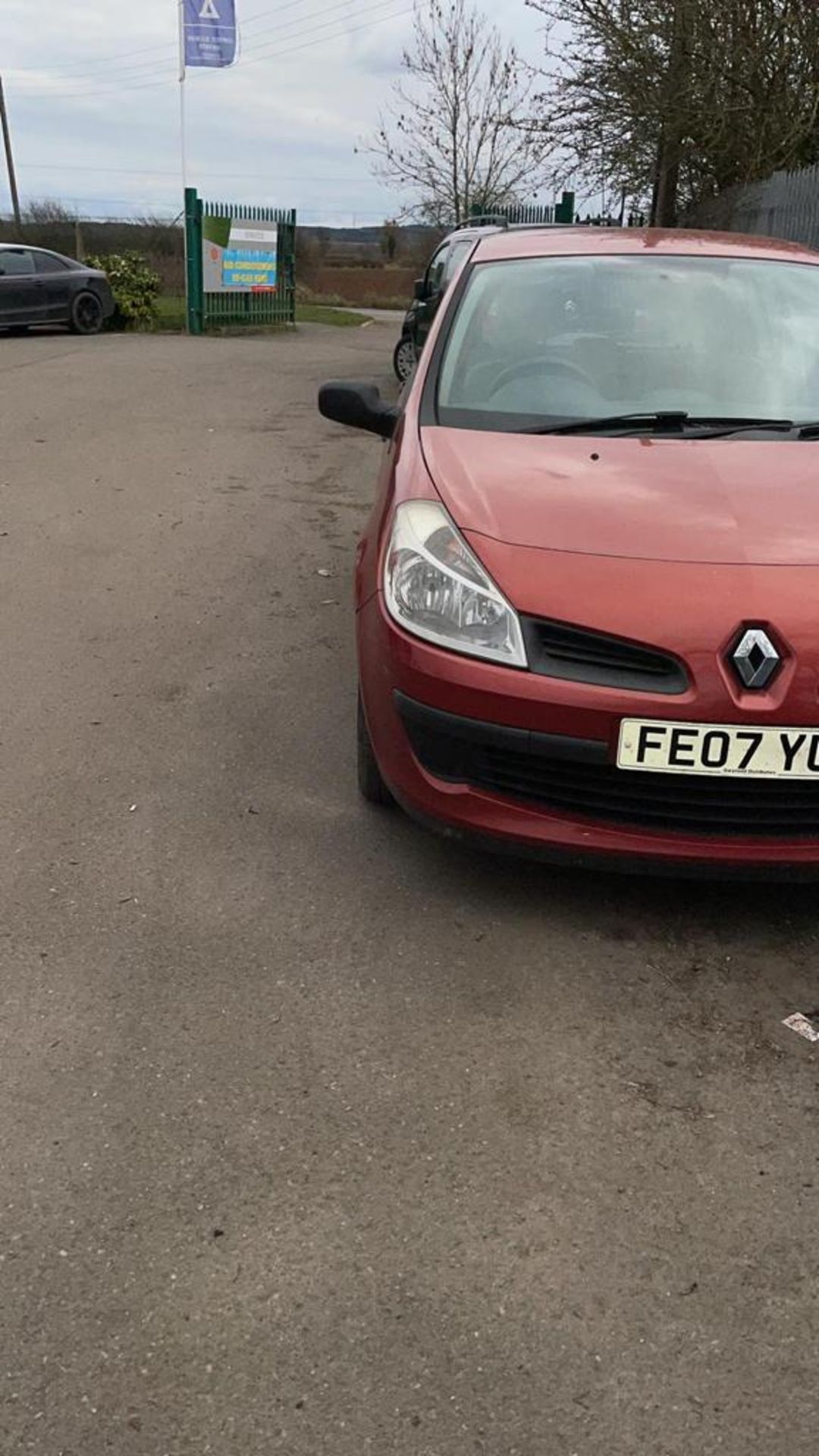 2007/07 REG RENAULT CLIO EXPRESSION 16V 1.4 PETROL RED 5DR HATCHBACK, SHOWING 3 FORMER KEEPERS - Image 2 of 5