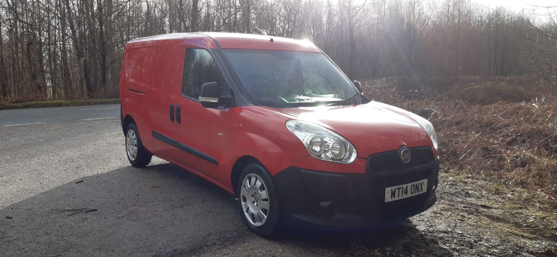 2014/14 REG FIAT DOBLO 16V MULTIJET 1.25 DIESEL RED PANEL VAN, SHOWING 0 FORMER KEEPERS *PLUS VAT*