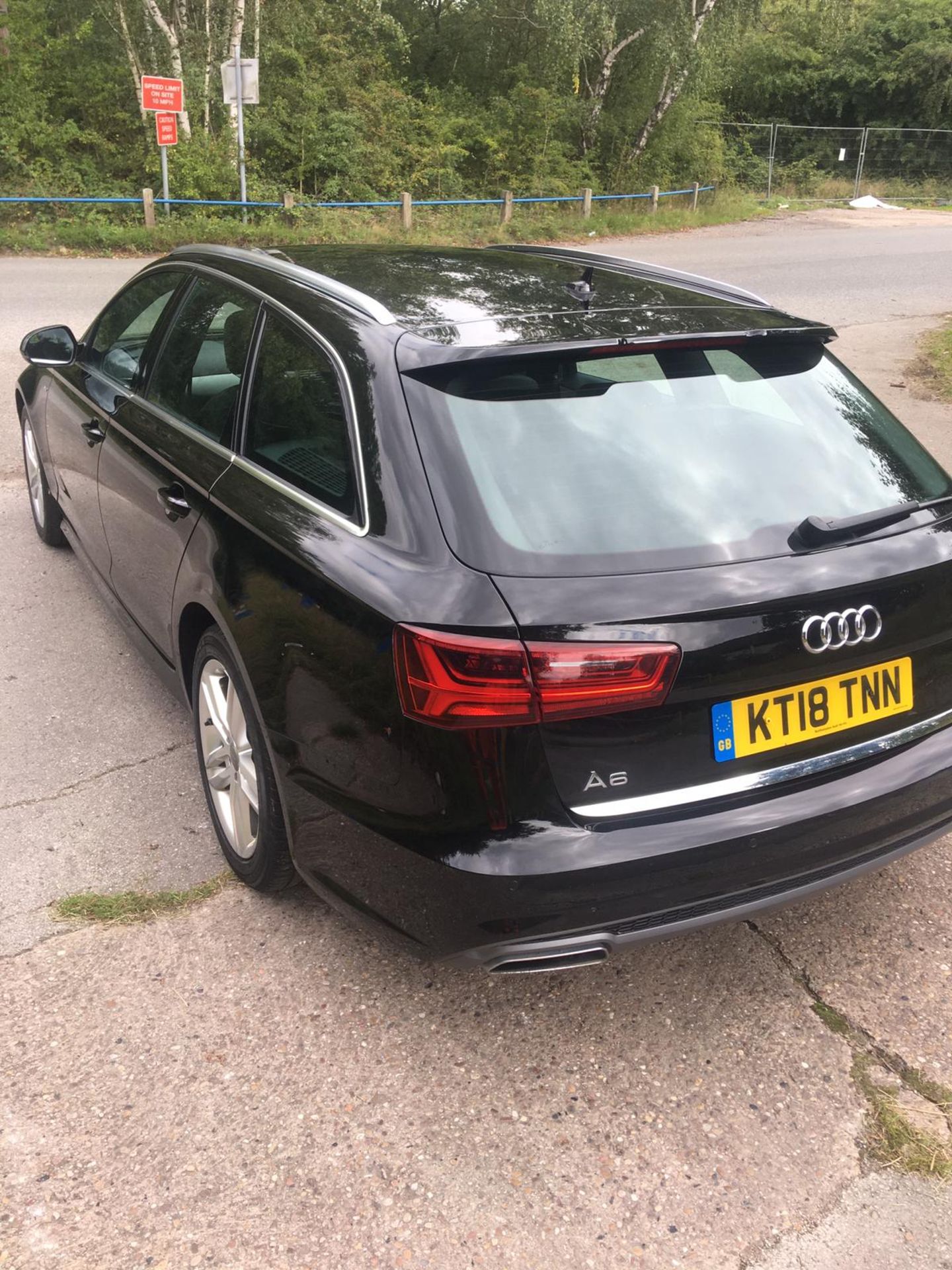 2018/18 REG AUDI A6 S LINE TDI ULTRA SEMI-AUTO 2.0 DIESEL BLACK ESTATE, SHOWING 1 FORMER KEEPER - Image 7 of 33