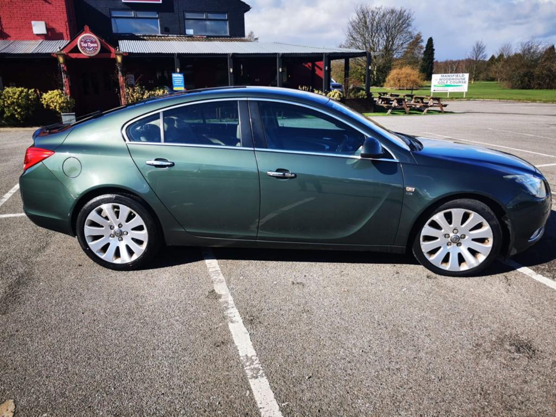 2009/09 REG VAUXHALL INSIGNIA ELITE NAV CDTI 2.0 DIESEL 5 DOOR HATCHBACK, SHOWING 1 FORMER KEEPER - Image 9 of 25