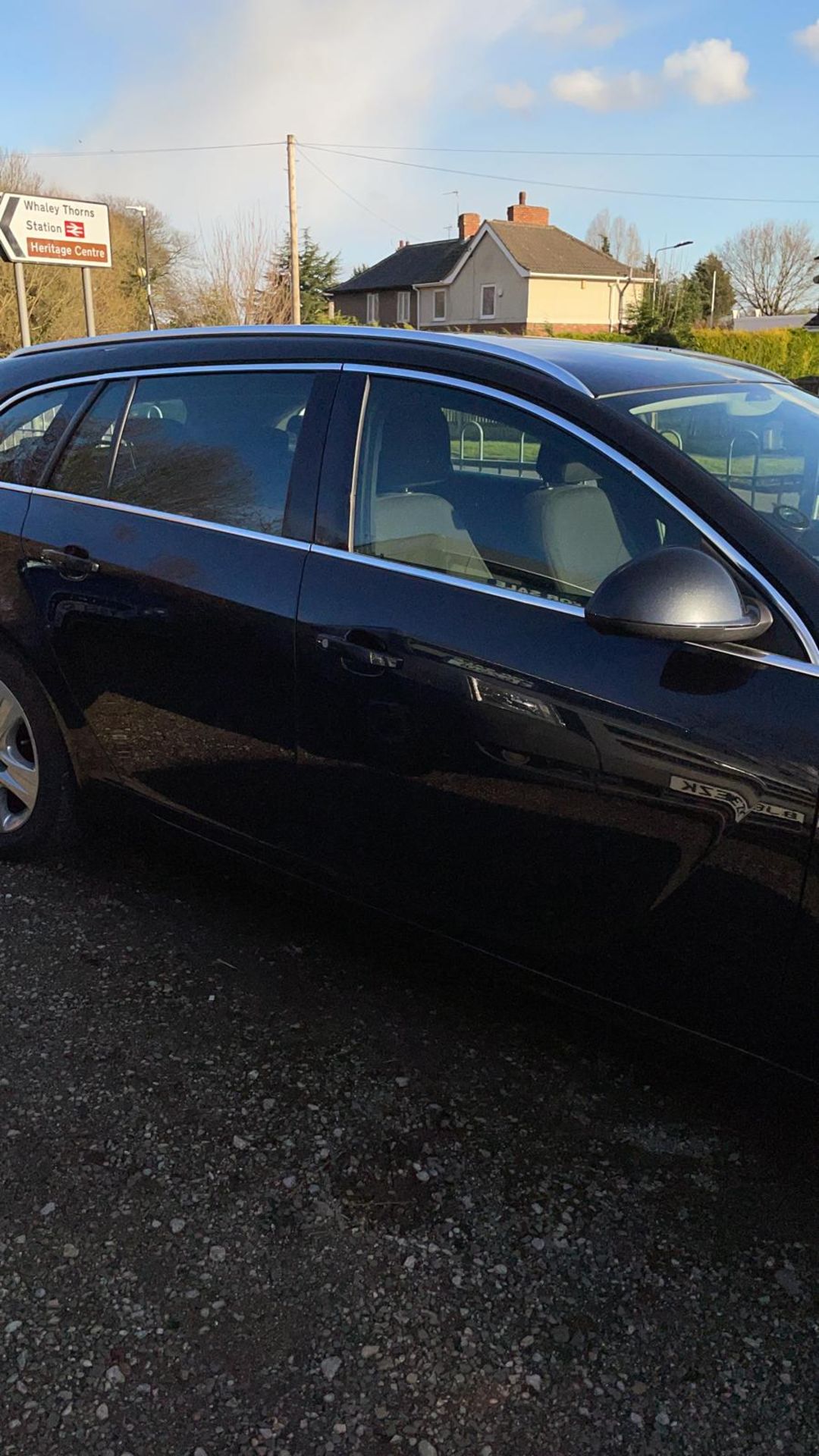 2010/10 REG VAUXHALL INSIGNIA EXCLUSIVE 130 CDTI 2.0 DIESEL BLACK ESTATE, SHOWING 3 FORMER KEEPERS - Image 3 of 10