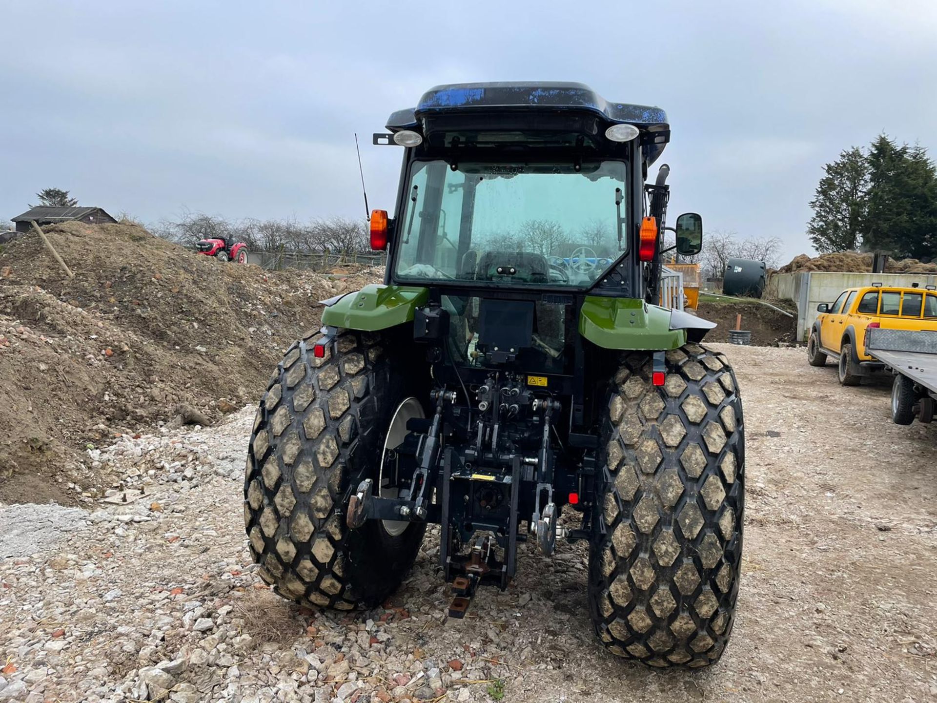 2014 ISEKI TJA880 TRACTOR, LOW 950 HOURS, GRASS TYRES, 4X4, 4 GOOD TYRES LIKE NEW *PLUS VAT* - Image 8 of 15