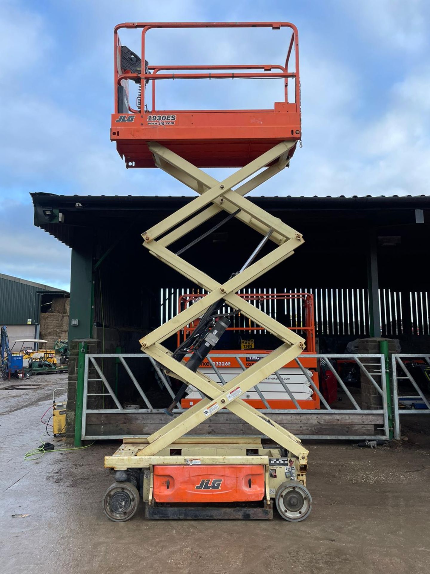 2016 JLG 1930ES ELECTRIC SCISSOR LIFT, RUNS AND DRIVES, CLEAN MACHINE, LOW 203 HOURS *PLUS VAT* - Image 6 of 7