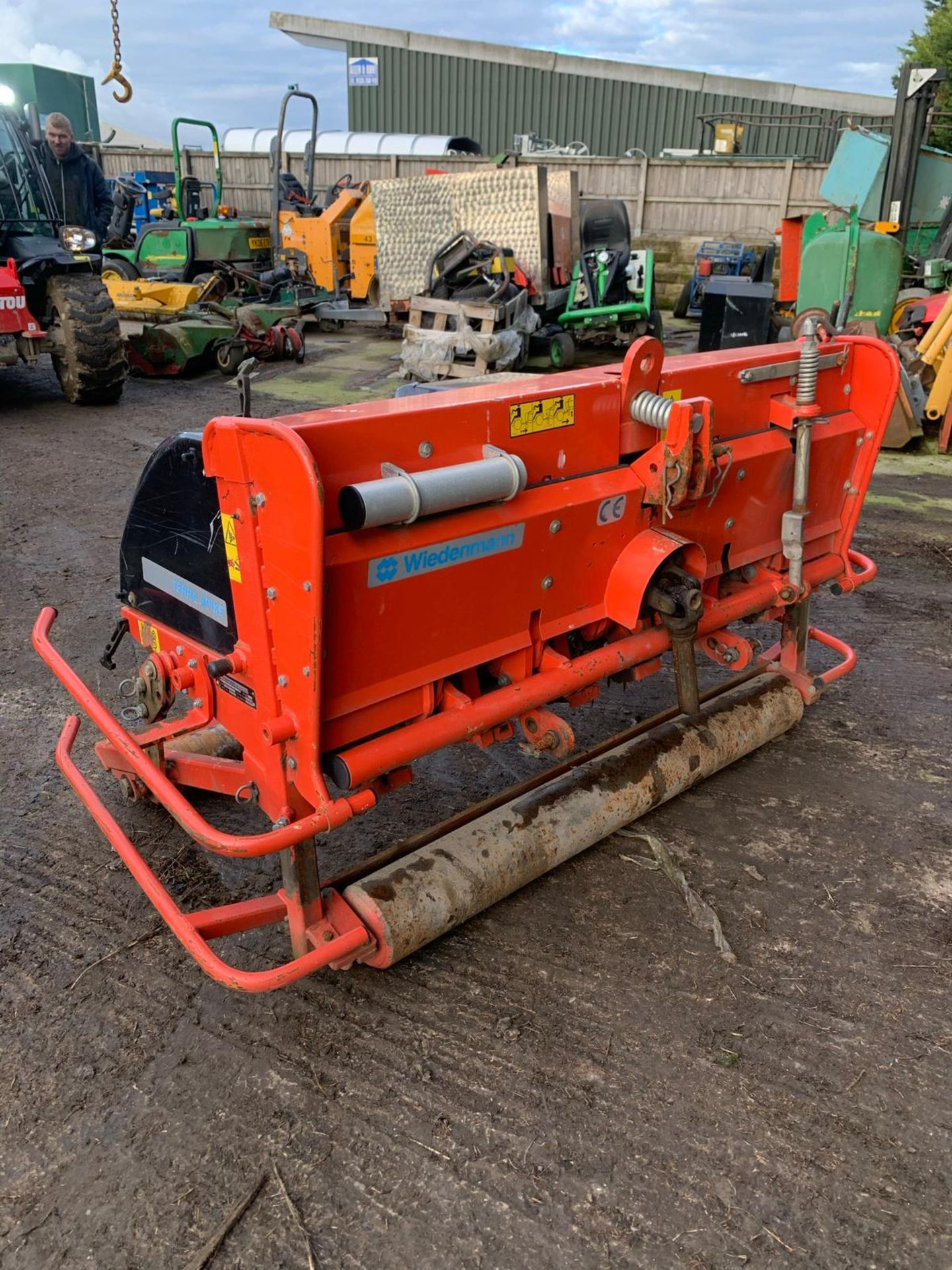 WEIDEMANN TERRA SPIKE G6/160 TURF AREATOR, ALL WORKS, PTO DRIVEN, SUITABLE FOR 3 POINT LINKAGE - Image 5 of 6