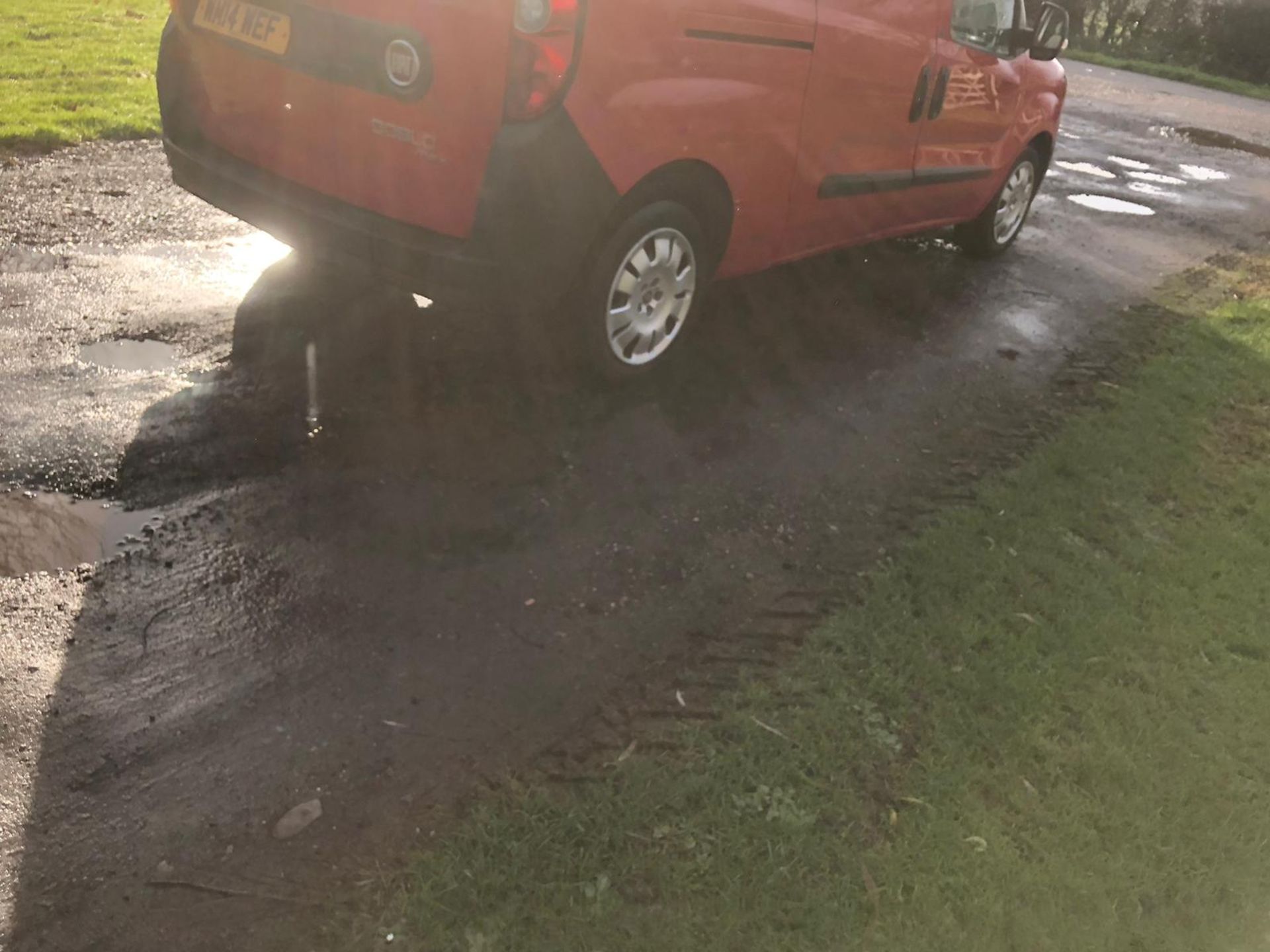 2014/14 REG FIAT DOBLO 16V MULTIJET 1.25 DIESEL RED PANEL VAN, SHOWING 0 FORMER KEEPERS *PLUS VAT* - Image 6 of 12