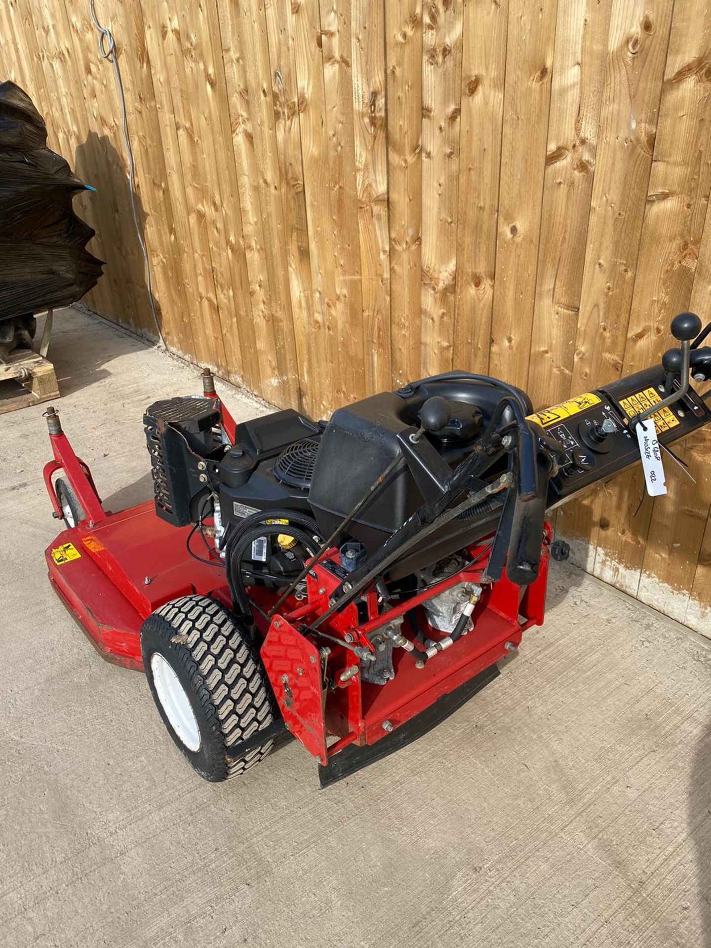 TORO 36RD ZERO TURN PEDESTRIAN MOWER, DIRECT EX COUNCIL, KAWASAKI FS541 ENGINE *PLUS VAT* - Image 5 of 8