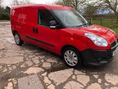 2014/14 REG FIAT DOBLO 16V MULTIJET 1.25 DIESEL RED PANEL VAN, SHOWING 0 FORMER KEEPERS *PLUS VAT*