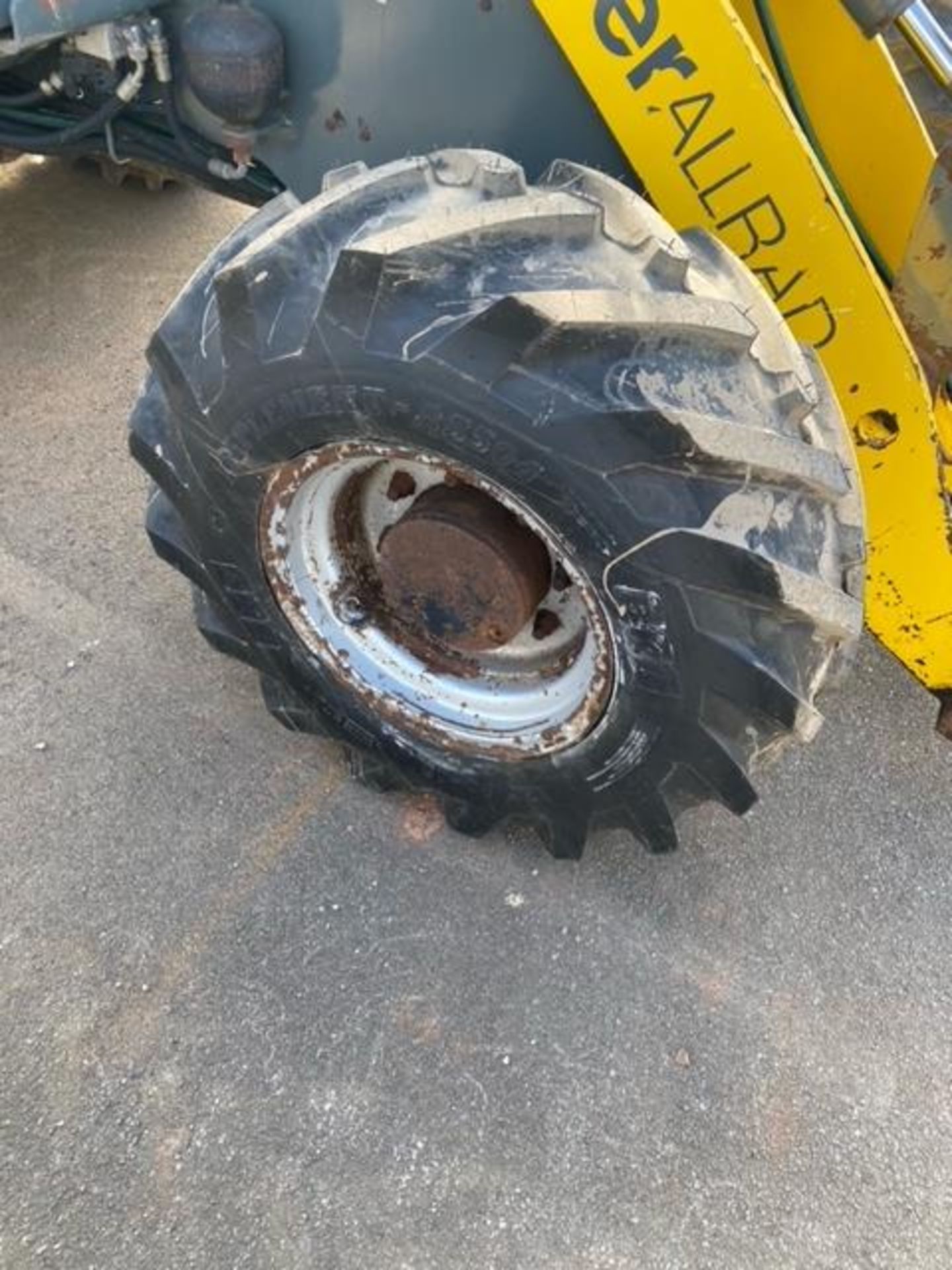 KRAMER ALRADD 750 WHEEL LOADER, 4 X NEW TYRES, SHOWING 8650 HOURS *PLUS VAT* - Image 5 of 9