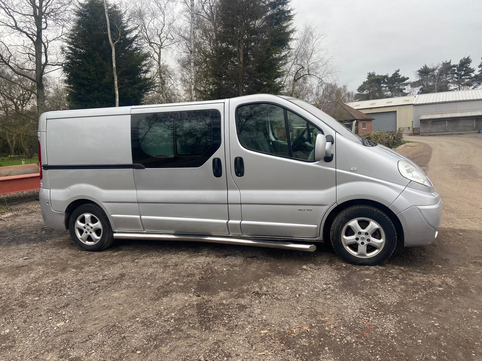 2008/08 REG RENAULT TRAFIC LL29+ DCI 115 2.0 DIESEL SILVER PANEL VAN, SHOWING 2 FORMER KEEPERS - Image 9 of 12