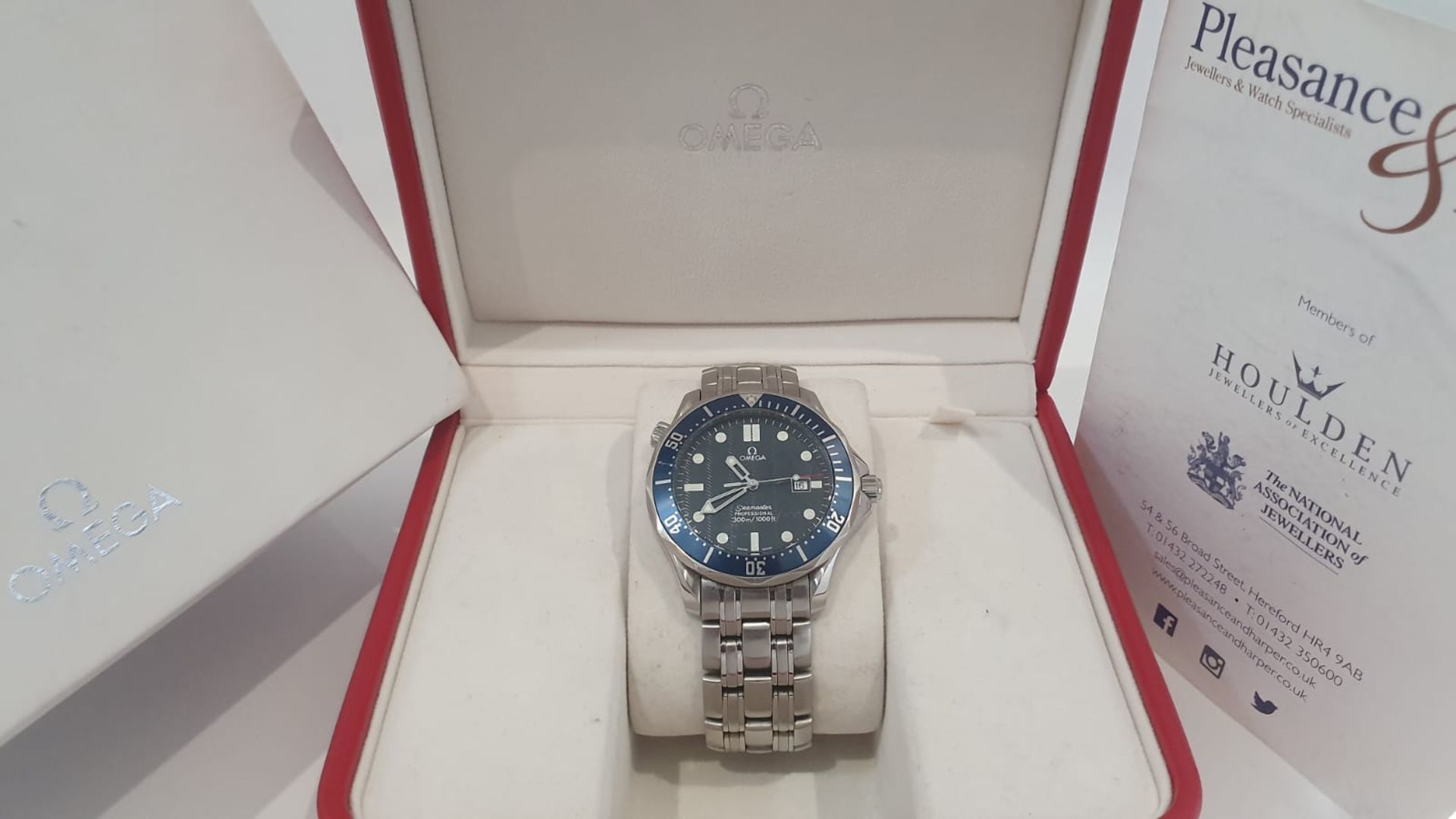 Omega Seamaster 41mm Full Size JAMES BOND Wave Dial Mens Watch NO VAT