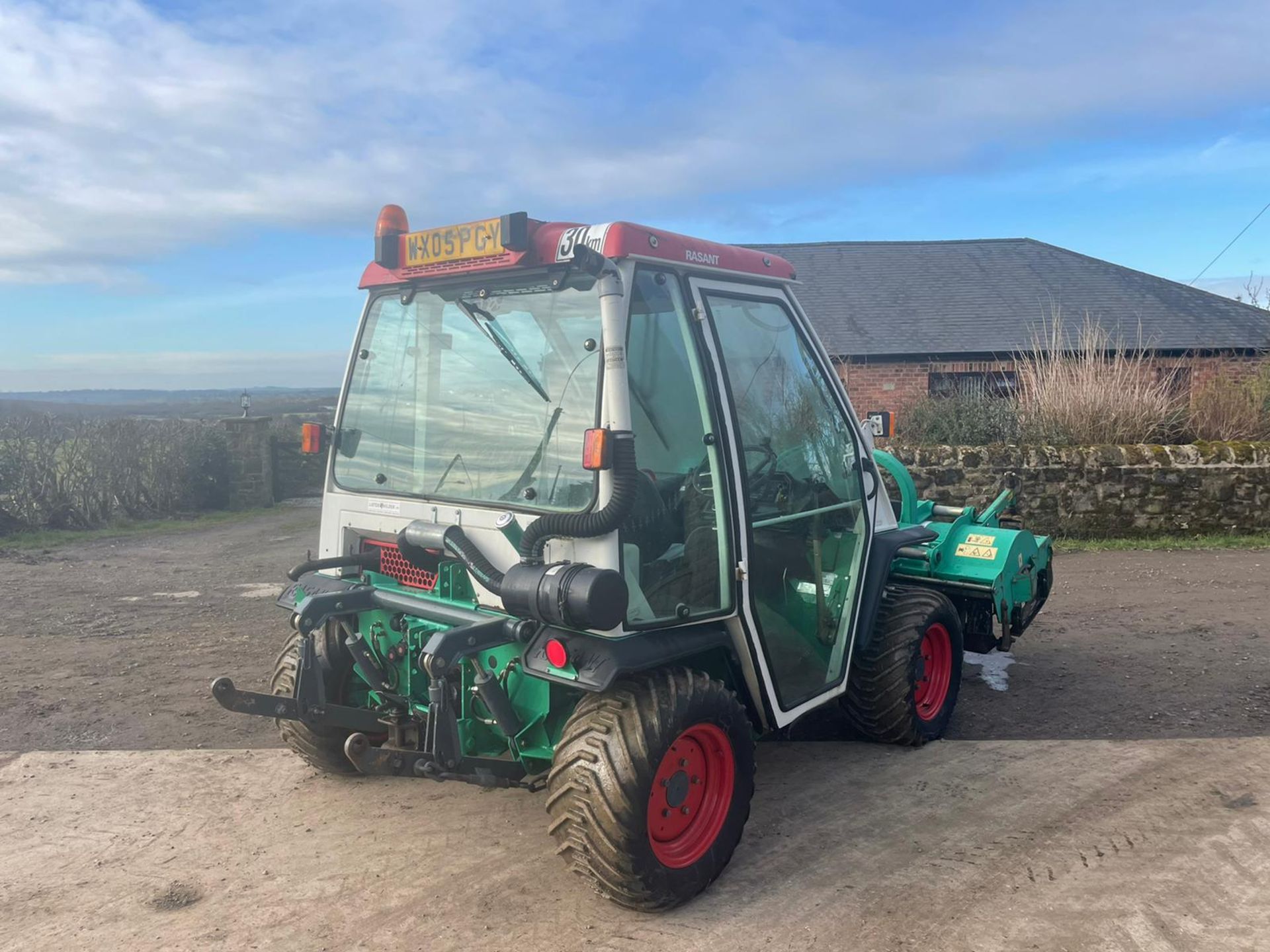 2005 RASANT AEBI KOMBI TRAC SQ BANK MOWER, RUNS, DRIVES AND CUTS, IN GOOD CONDITION *PLUS VAT* - Image 5 of 19