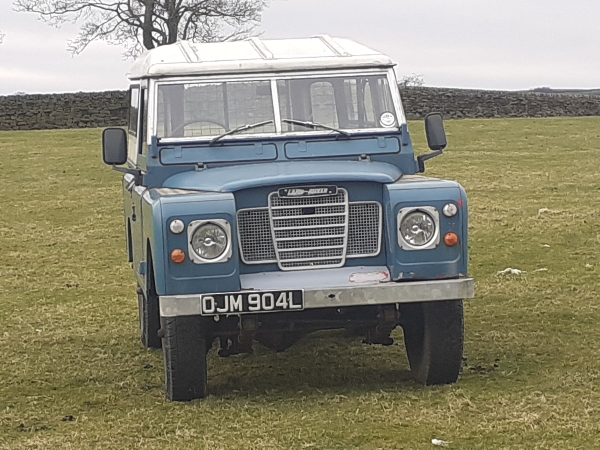 1972 LAND ROVER 88" - 4 CYL 2.5 DIESEL NATURALLY ASPIRATED, DRIVES AS IT SHOULD, WONDERFUL PATINA - Image 3 of 15