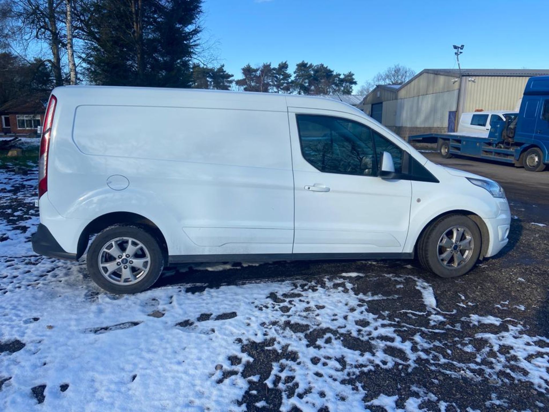 2016/16 REG FORD TRANSIT CONNECT 240 LIMITED 1.5 DIESEL LWB PANEL VAN, SHOWING 2 FORMER KEEPERS - Image 7 of 12