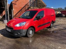 2014/14 REG PEUGEOT PARTNER 750 S L2 HDI 1.6 DIESEL PANEL VAN, SHOWING 0 FORMER KEEPERS *PLUS VAT*