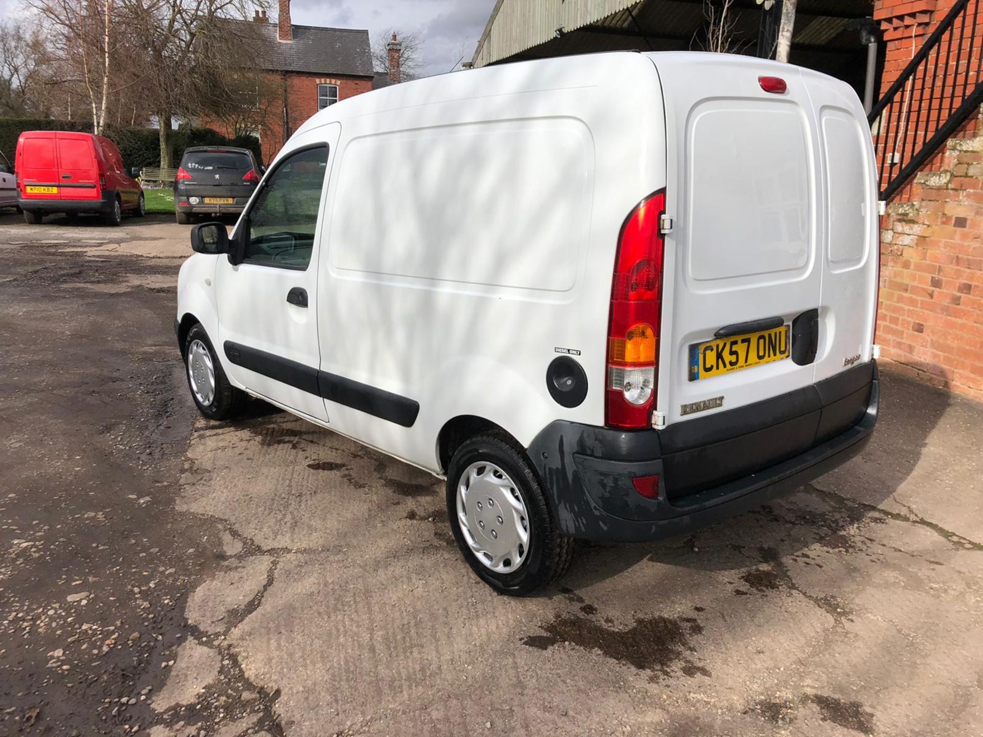 2007/57 REG RENAULT KANGOO SL17 DCI 70 1.5 DIESEL WHITE VAN, SHOWING 2 FORMER KEEPERS *NO VAT* - Image 4 of 15