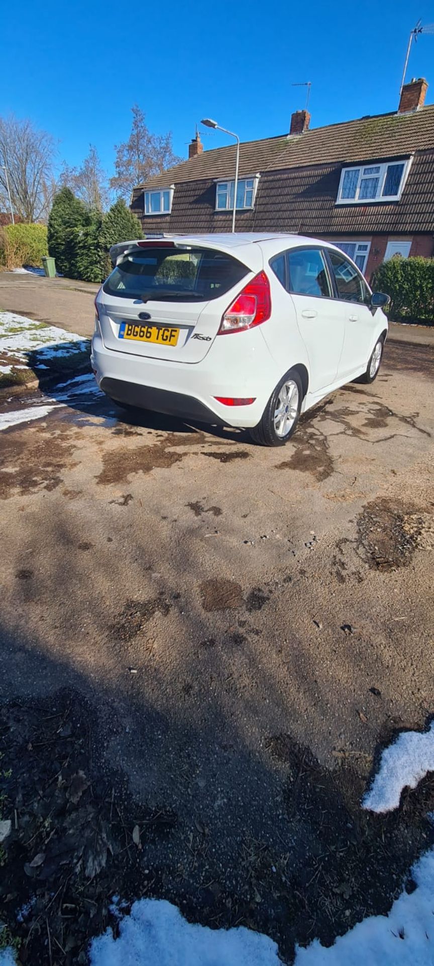 2017/66 REG FORD FIESTA STYLE TDCI 1.5 DIESEL WHITE 5DR HATCHBACK, SHOWING 1 FORMER KEEPER *NO VAT* - Image 4 of 8