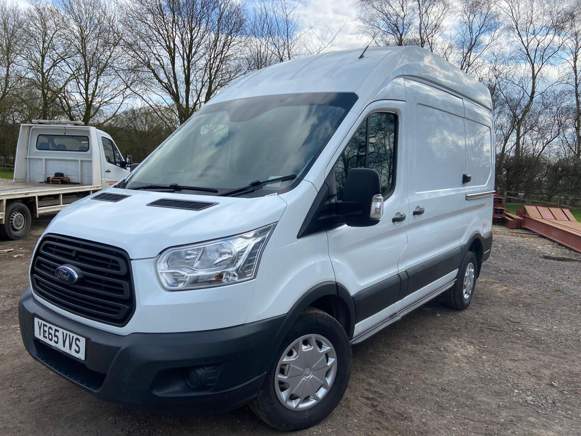 2015/65 REG FORD TRANSIT 350 2.2 DIESEL WORKSHOP PANEL VAN, SHOWING 0 FORMER KEEPERS *PLUS VAT* - Image 3 of 14