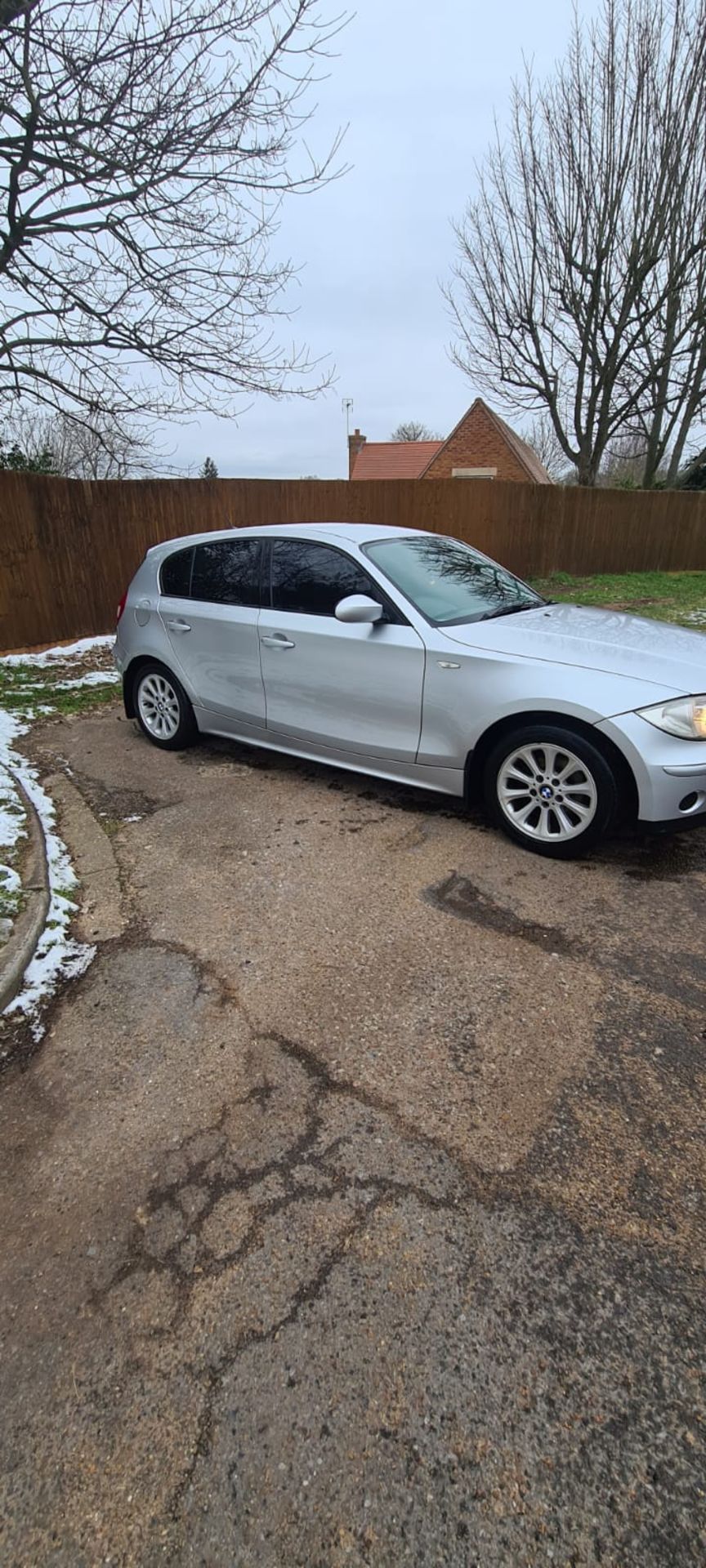 2005/05 REG BMW 118D ES 2.0 DIESEL SILVER 5 DOOR HATCHBACK, SHOWING 7 FORMER KEEPERS *NO VAT* - Image 2 of 9