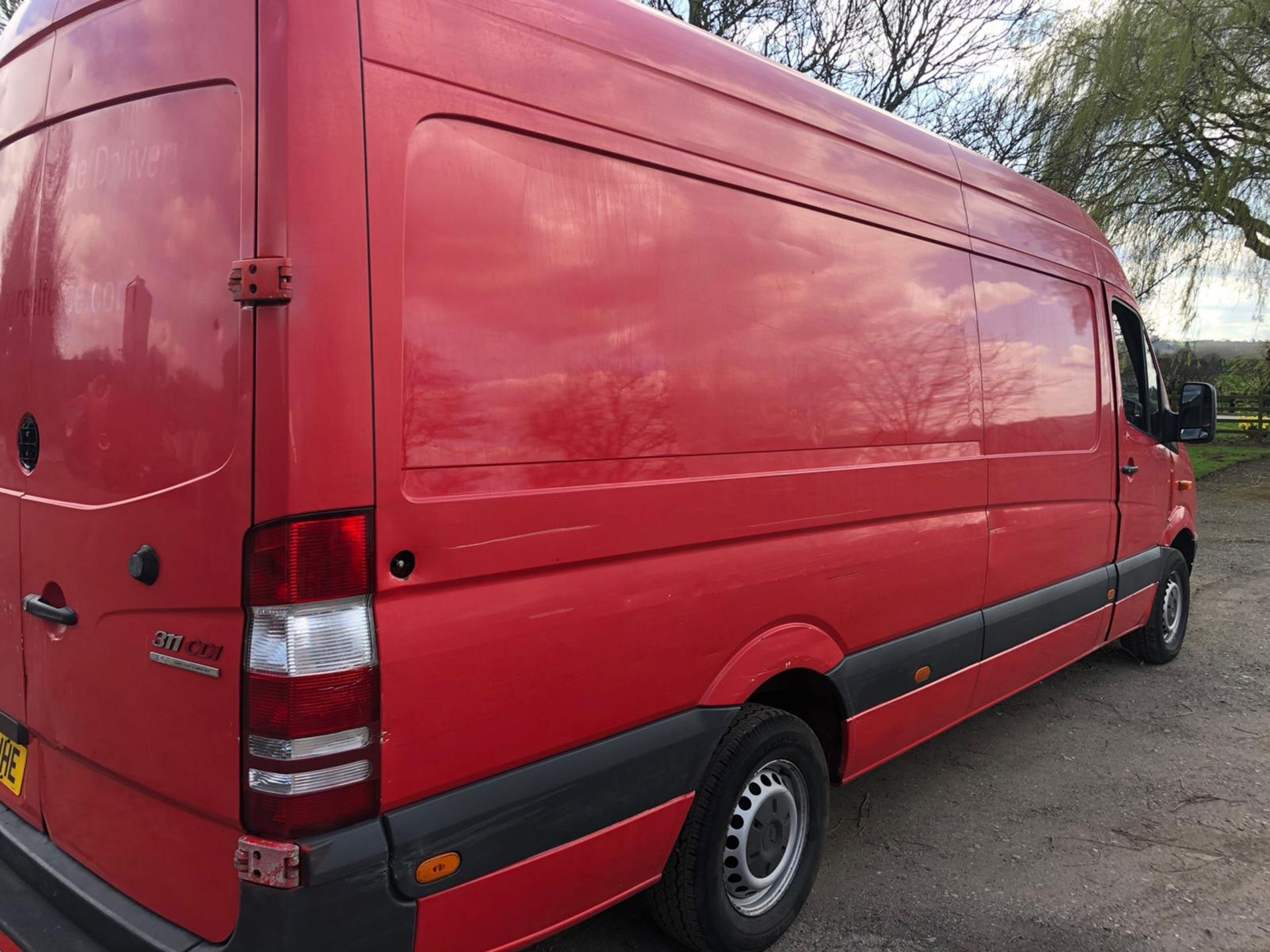 2010/59 REG MERCEDES SPRINTER 311 CDI LWB 2.2 DIESEL RED PANEL VAN, SHOWING 0 FORMER KEEPERS *NO VAT - Image 6 of 13