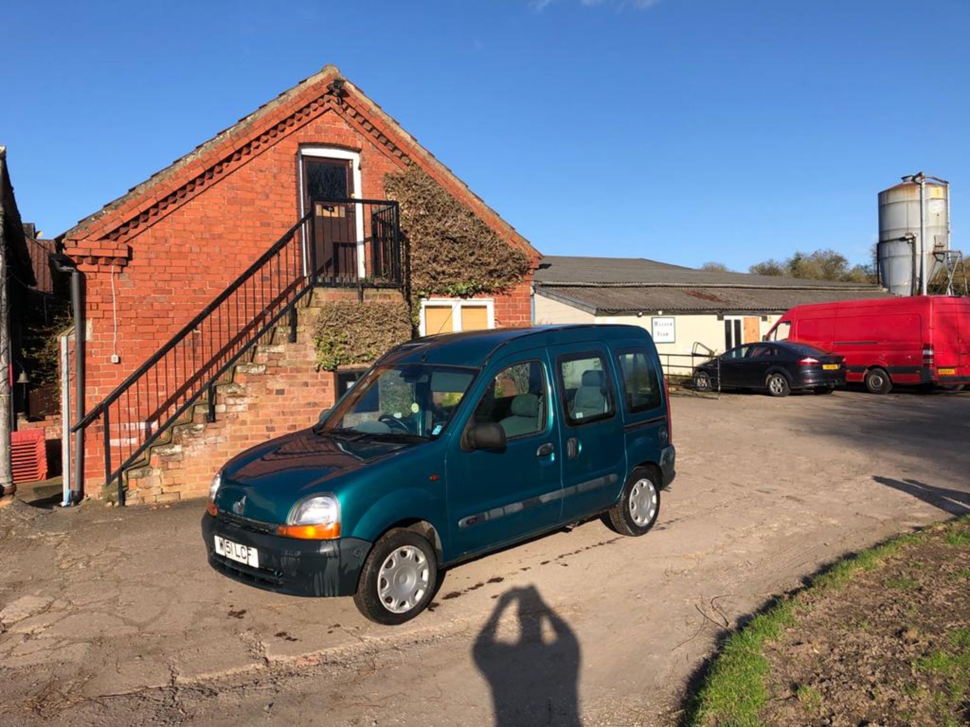 2000/W REG RENAULT KANGOO RN 1.4 PETROL GREEN WHEELCHAIR ACCESS VEHICLE *NO VAT* - Image 2 of 7