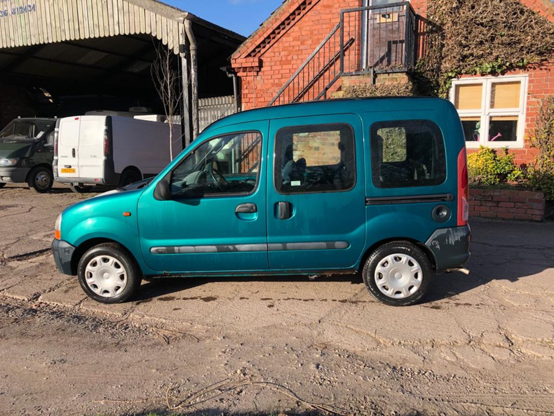 2000/W REG RENAULT KANGOO RN 1.4 PETROL GREEN WHEELCHAIR ACCESS VEHICLE *NO VAT* - Image 6 of 7