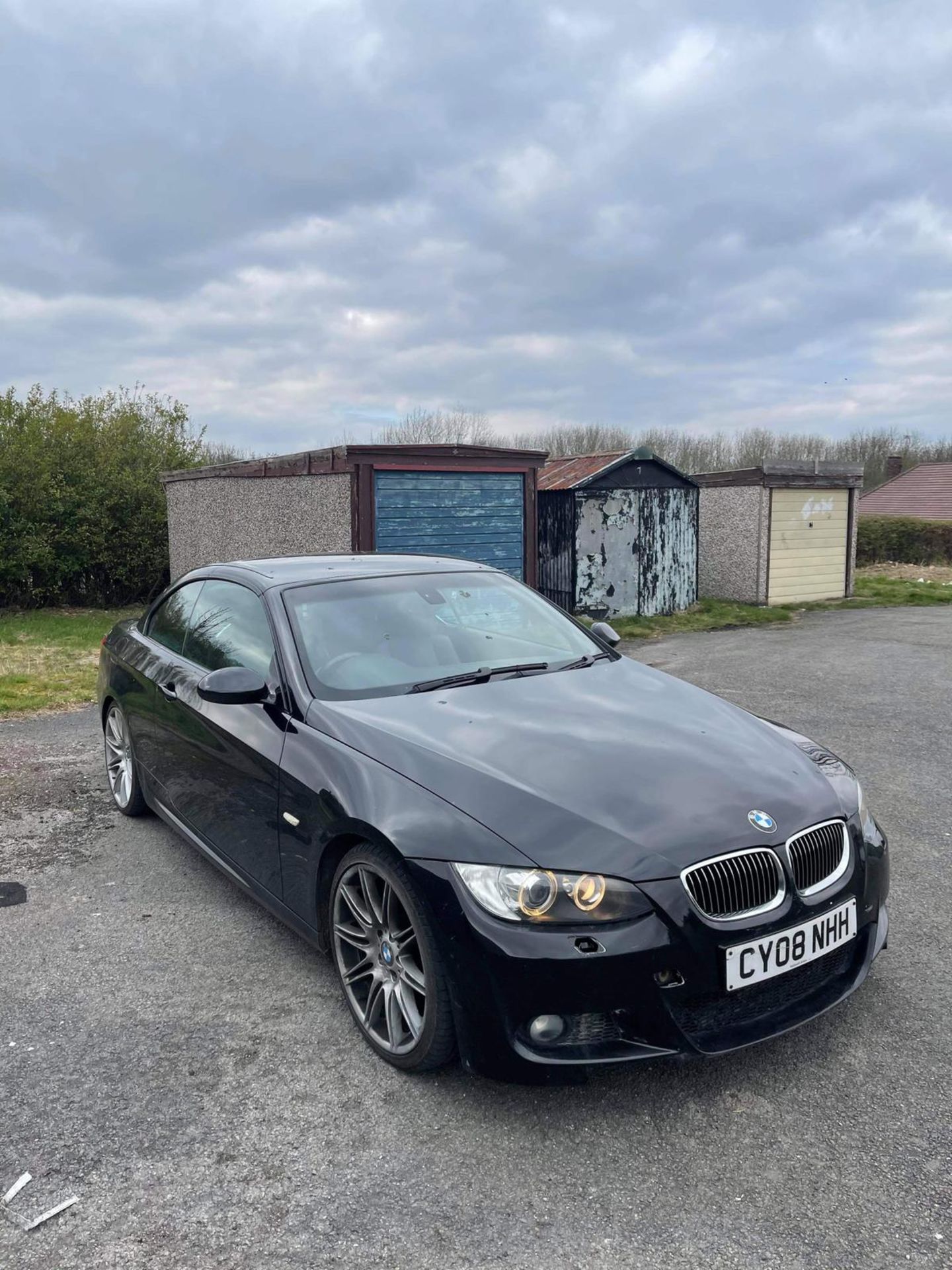 2008 BMW 3251 M SPORT CONVERTIBLE, 3.0 ENGINE, BLACK, MANUAL PETROL, CATEGORY N VDI CHECKED, NO VAT - Image 2 of 11