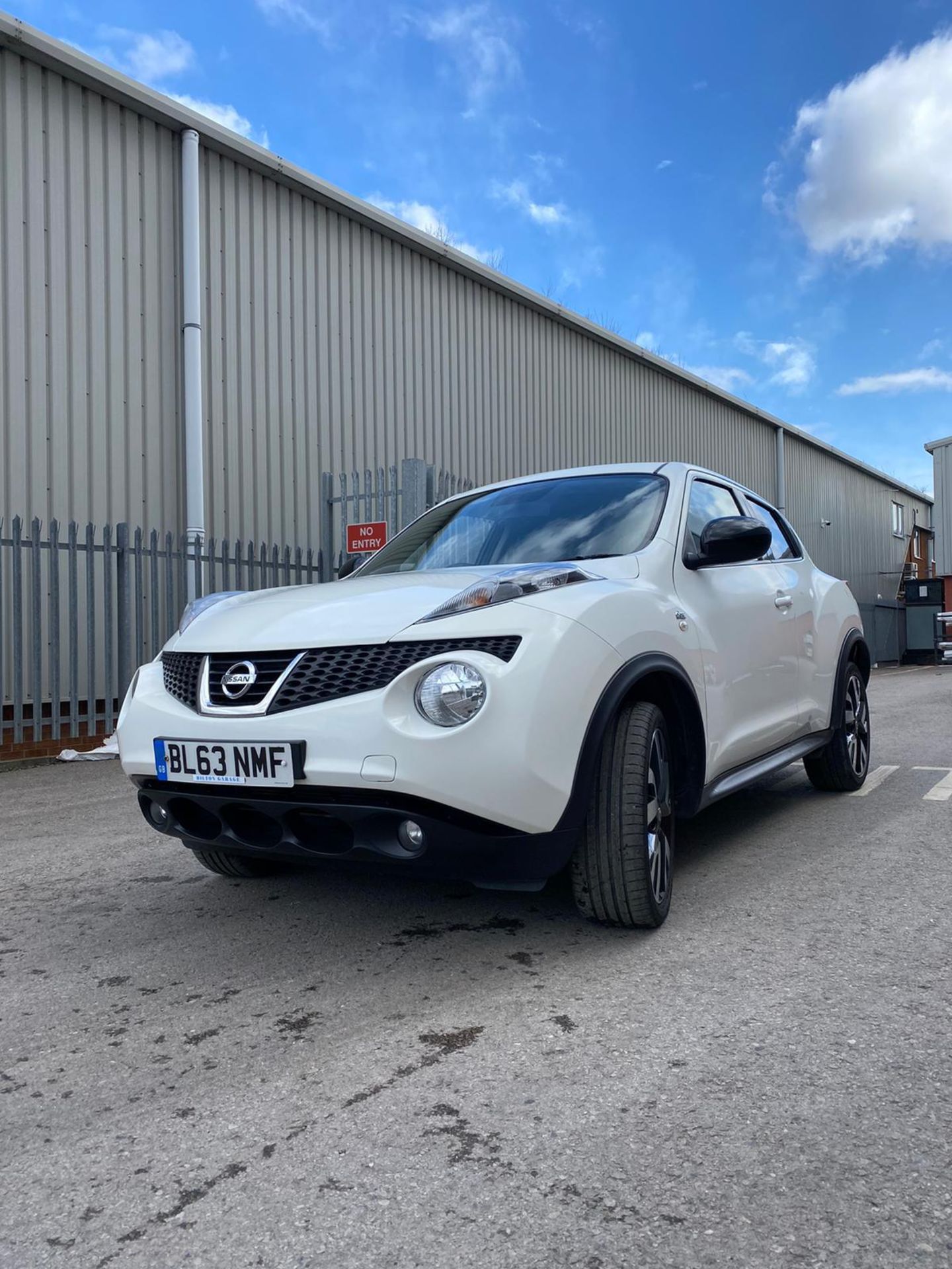 2013 NISSAN JUKE N-TEC, WHITE, 5 DOOR HATCHBACK, 5 PREVIOUS KEEPERS, VDI CLEAR, *NO VAT* - Image 3 of 12