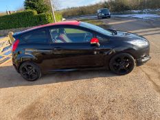 2014/64 REG FORD FIESTA ZETEC S BLACK EDITION 998CC PETROL 3DR HATCHBACK, SHOWING 2 FORMER KEEPERS