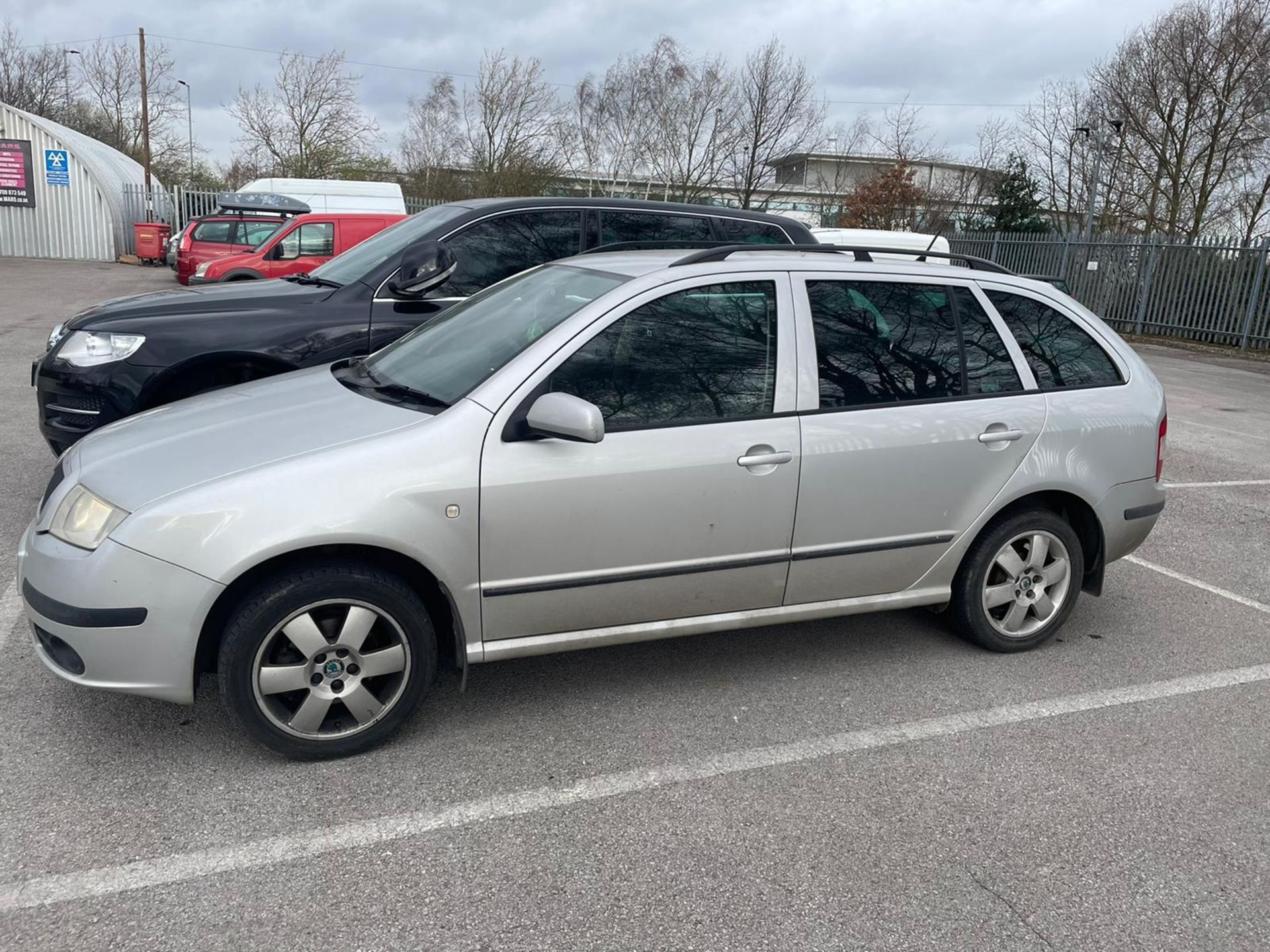 2007/07 REG SKODA FABIA BOHEMIA 16V 1.4 PETROL SILVER ESTATE, SHOWING 4 FORMER KEEPERS *NO VAT* - Image 2 of 12