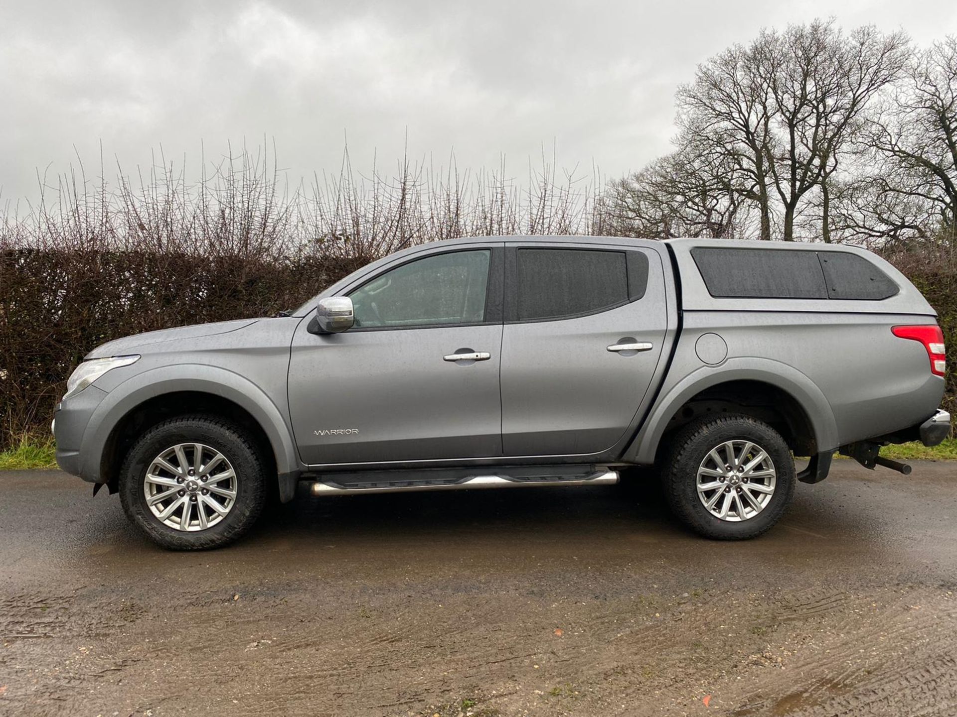 2016/16 REG MITSUBISHI L200 WARRIOR DOUBLE CAB DI-D 2.5 DIESEL PICK-UP, SHOWING 0 FORMER KEEPERS - Image 4 of 8