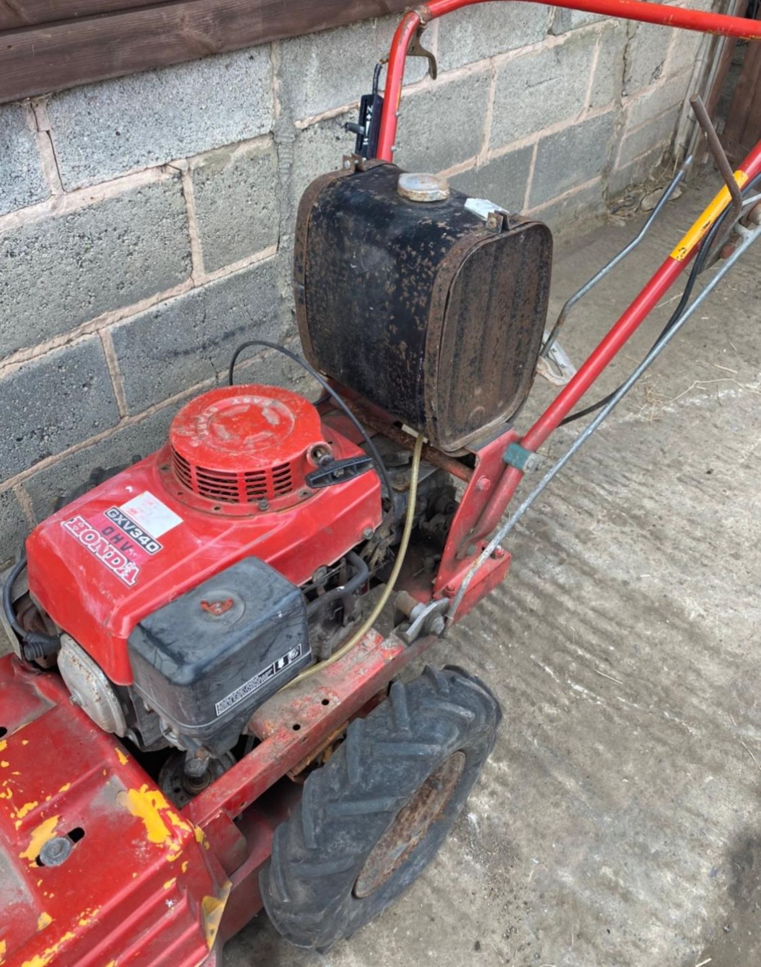 HONDA GV340 WALK BEHIND MOWER, SELF PROPELLED *PLUS VAT* - Image 3 of 3