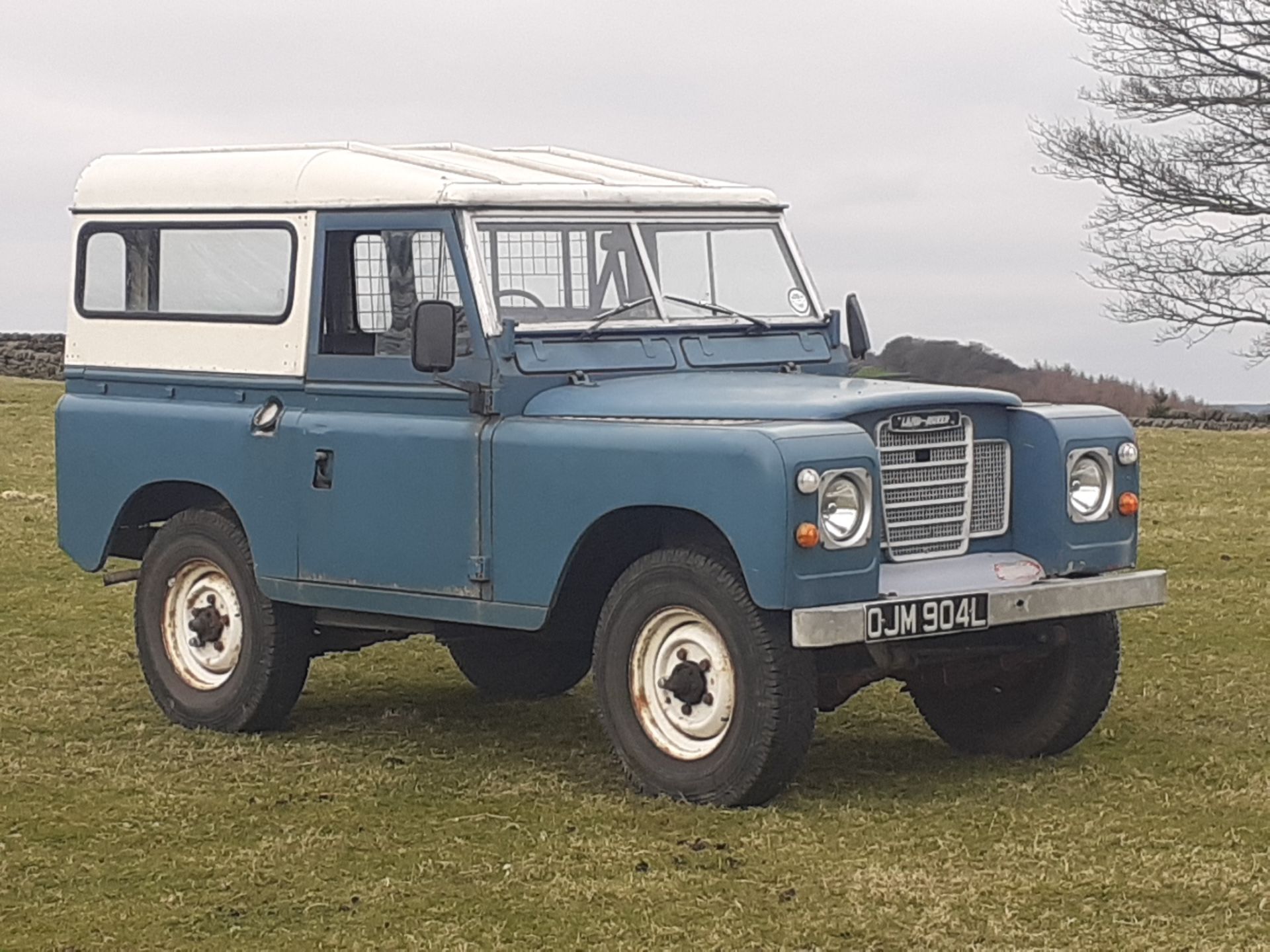 1972 LAND ROVER 88" - 4 CYL 2.5 DIESEL NATURALLY ASPIRATED, DRIVES AS IT SHOULD, WONDERFUL PATINA