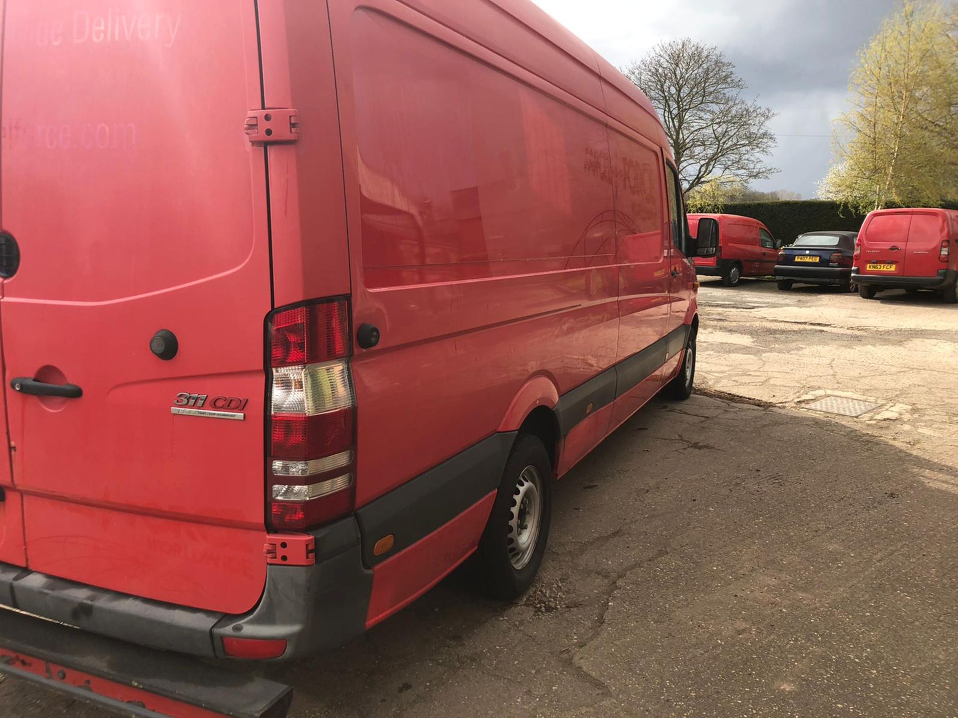 2009 MERCEDES SPRINTER 311 CDI LWB, RED PANEL VAN, SHOWING 0 PREVIOUS KEEPERS *PLUS VAT* - Image 5 of 11