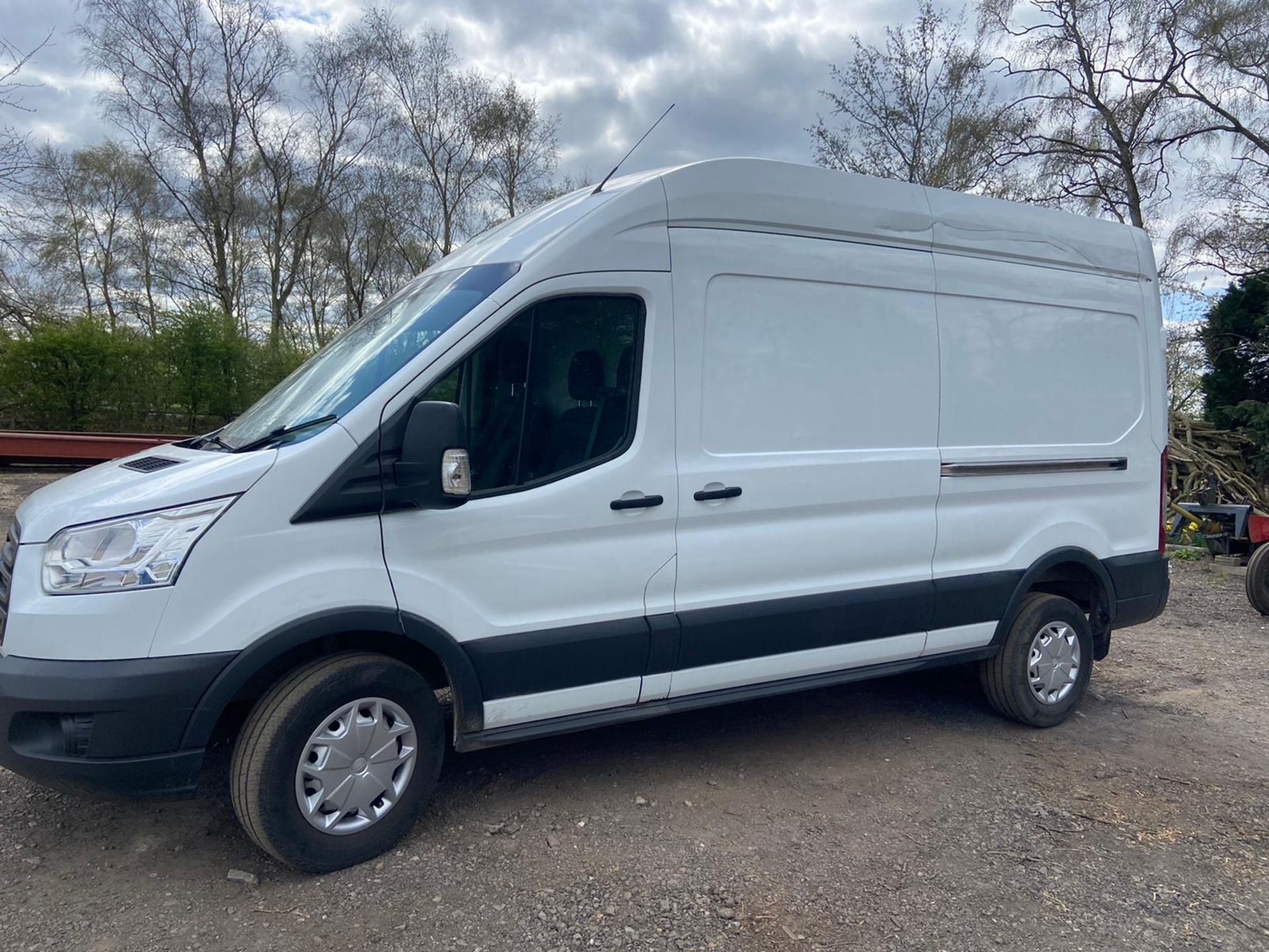 2016 FORD TRANSIT 350, WHITE PANEL VAN, 2.2 DIESEL ENGINE, SHOWING 0 PREVIOUS KEEPERS *PLUS VAT*