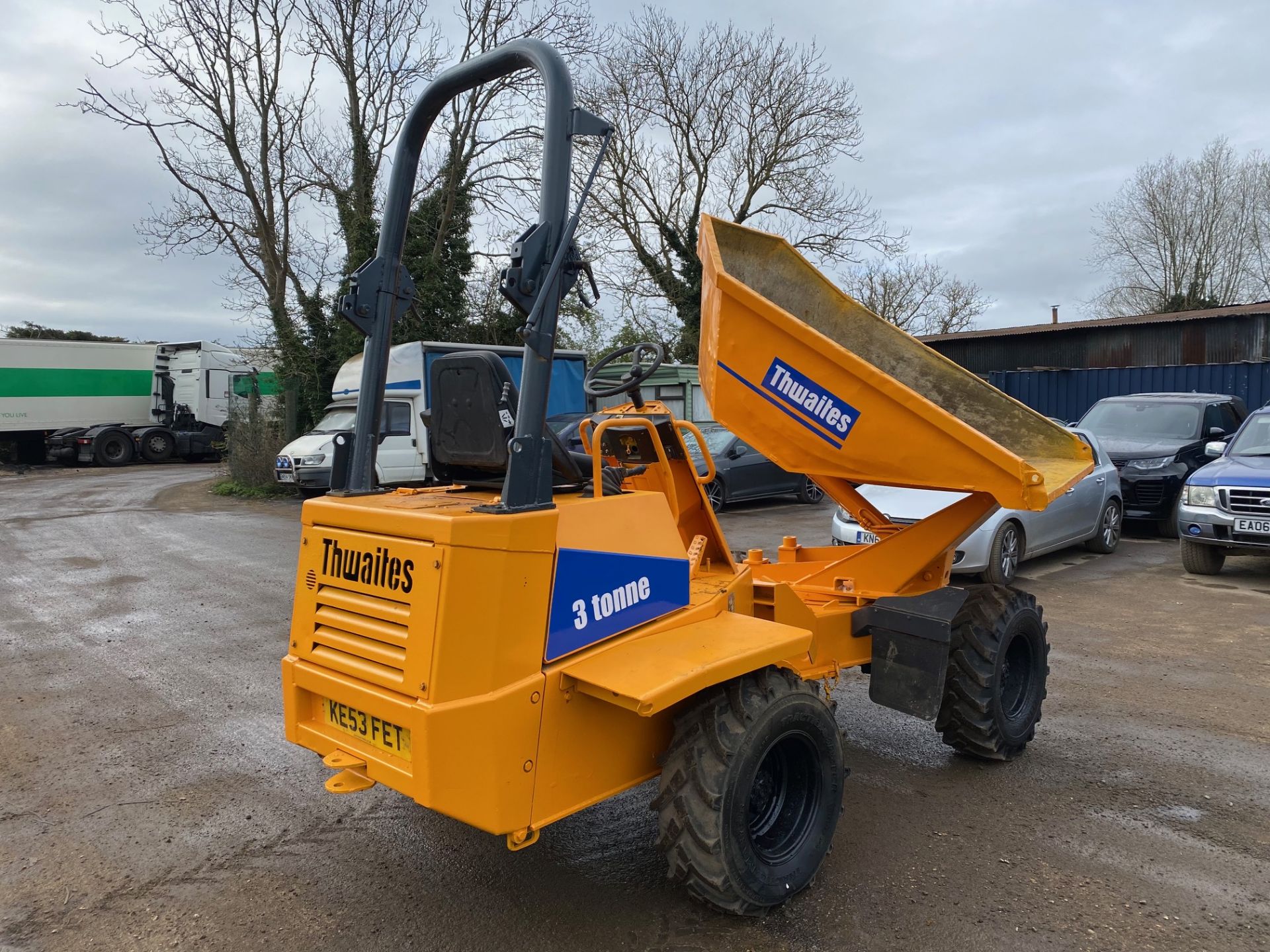 2004 THWAITES 3 TON SWIVEL DUMPER, GOOD TYRES ALL ROUND, 2900 HOURS, GOOD ENGINE *PLUS VAT* - Image 4 of 11