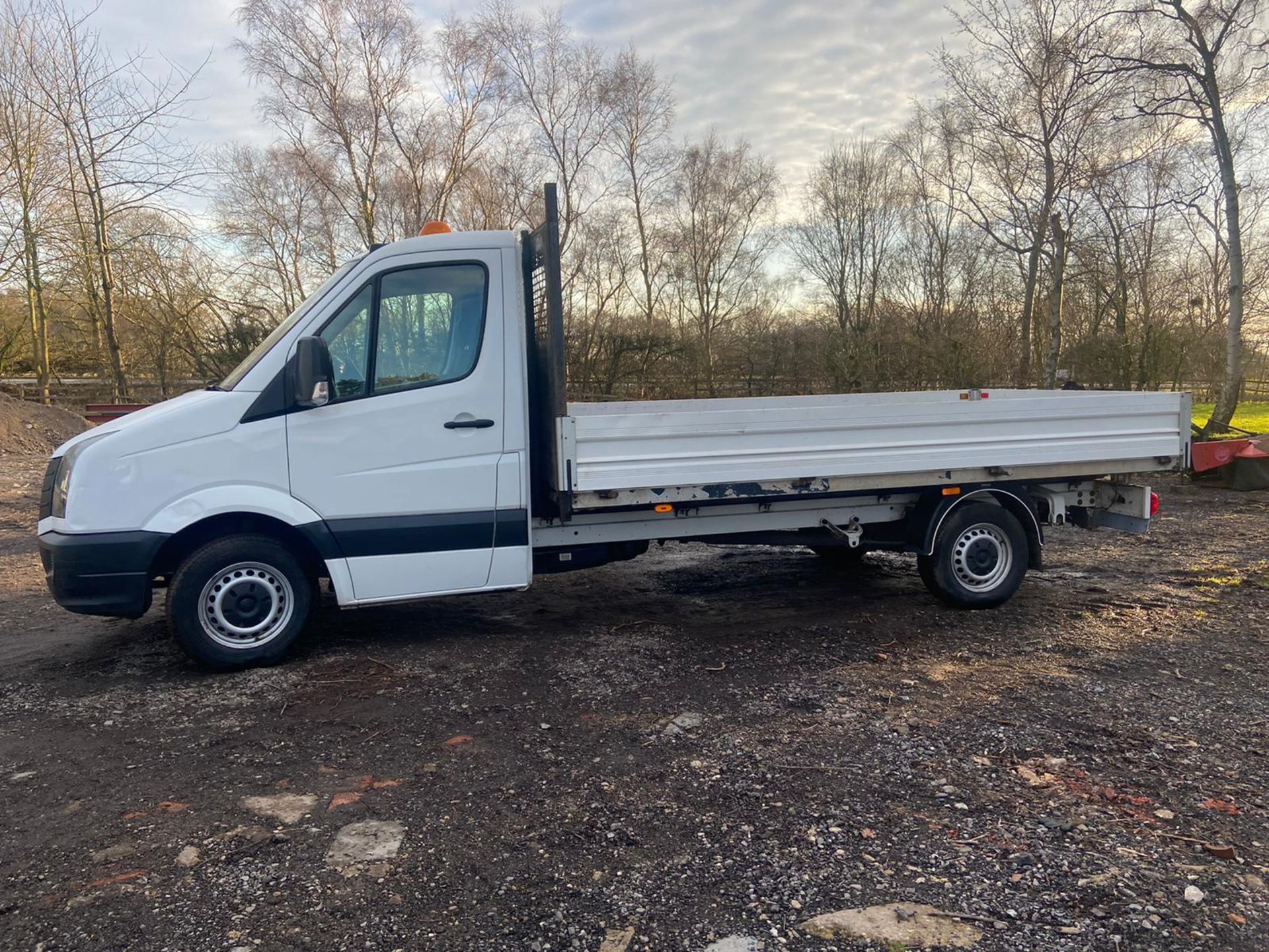 2015/65 REG VOLKSWAGEN CRAFTER CR35 TDI 2.0 DIESEL WHITE DROPSIDE LORRY *PLUS VAT* - Image 5 of 9