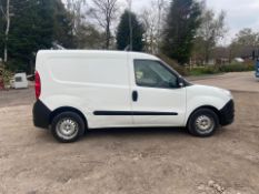 2016/66 REG VAUXHALL COMBO 2000 L1H1 CDTI 1.25 DIESEL WHITE PANEL VAN, SHOWING 0 FORMER KEEPERS