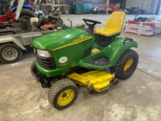 2007/07 REG JOHN DEERE X595 GREEN / YELLOW RIDE ON LAWN MOWER, RUNS, DRIVES AND WORKS - NO VAT*