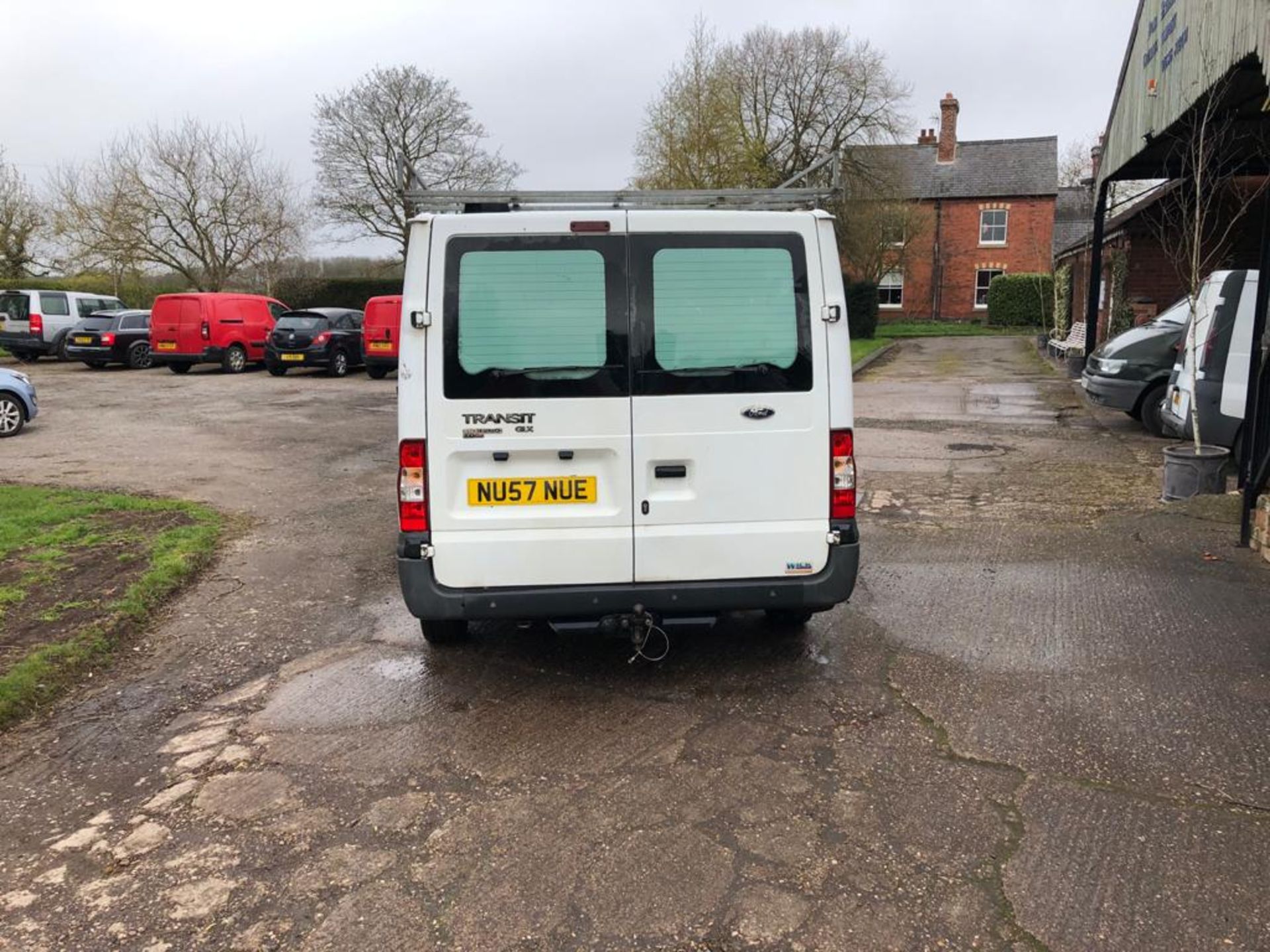 2007 FORD TRANSIT 110 T2G0S FWD PANEL VAN, 2.2 DIESEL ENGINE, AIR CONDITIONING *NO VAT* - Image 3 of 10